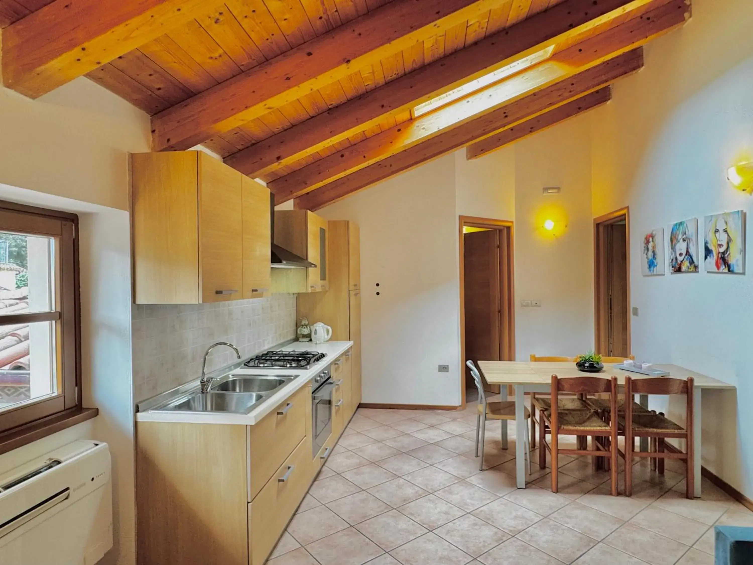 Two-Bedroom Penthouse Apartment in 1Dest - Sweet Spot Two-Bedroom Penthouse Apartment in 1Dest - Sweet Spot