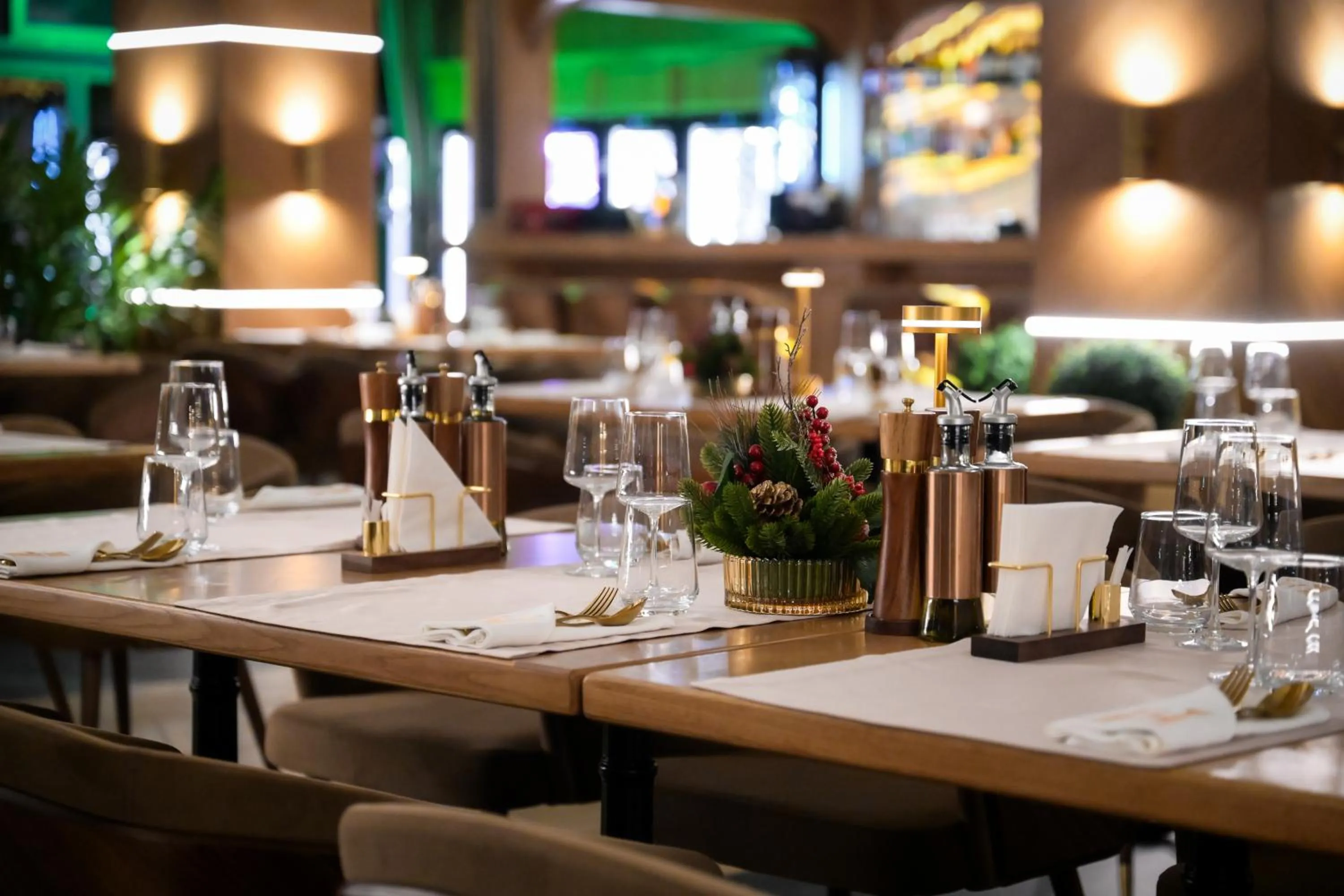 Restaurant/places to eat in Hotel Gabriela