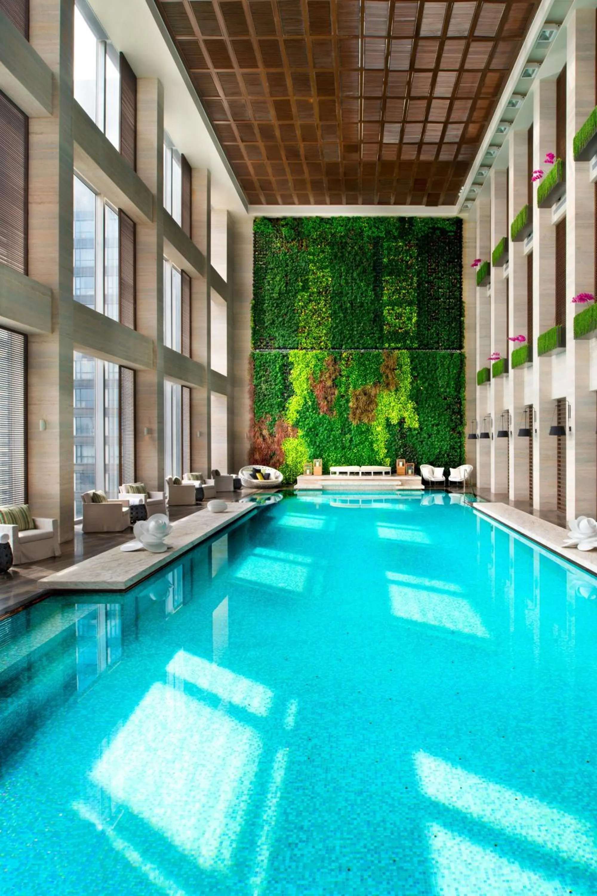 Fitness centre/facilities in W Guangzhou