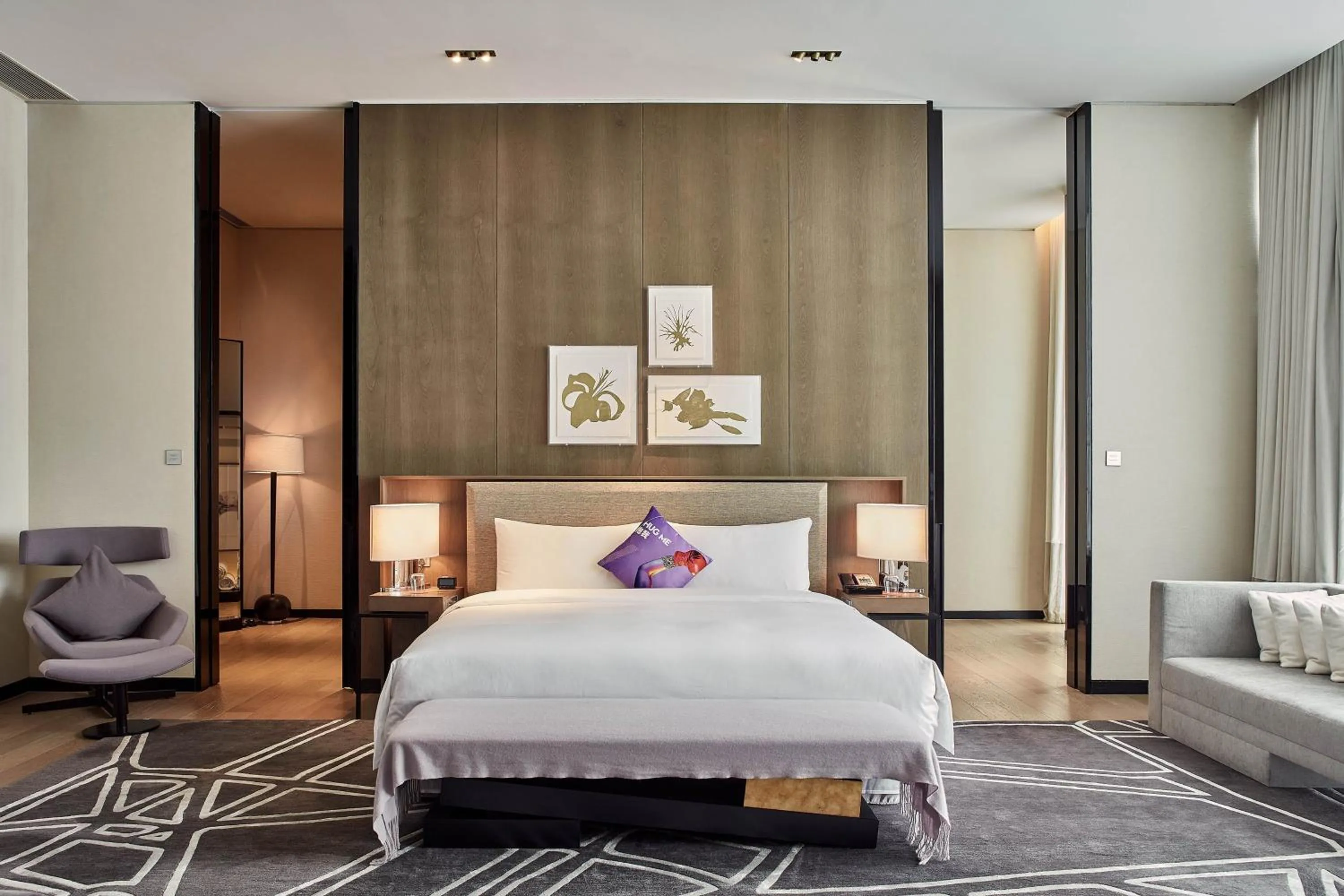 Photo of the whole room, Bed in W Guangzhou