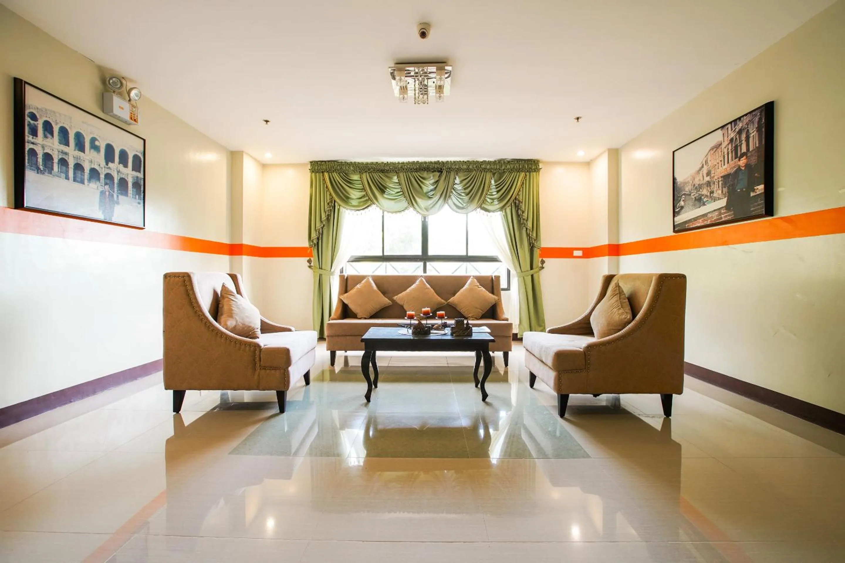 Lobby or reception in OYO 236 Hotel Edmundo