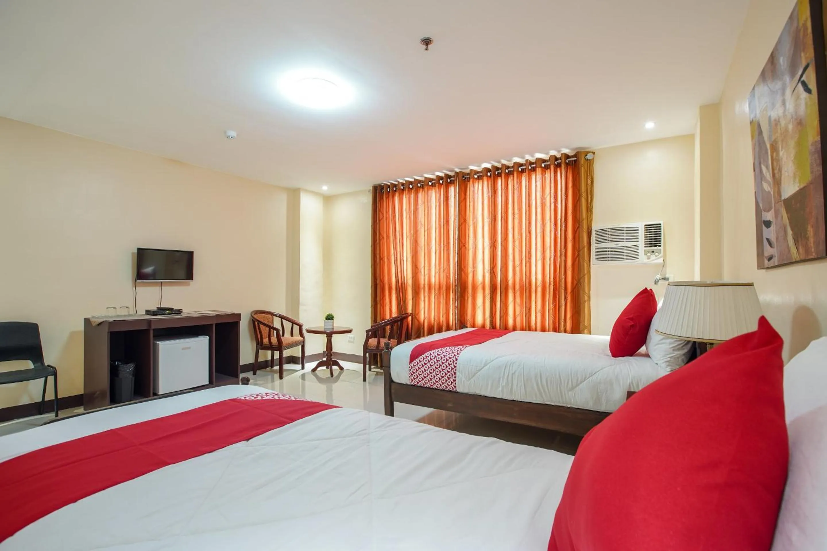 Bedroom, Bed in OYO 236 Hotel Edmundo