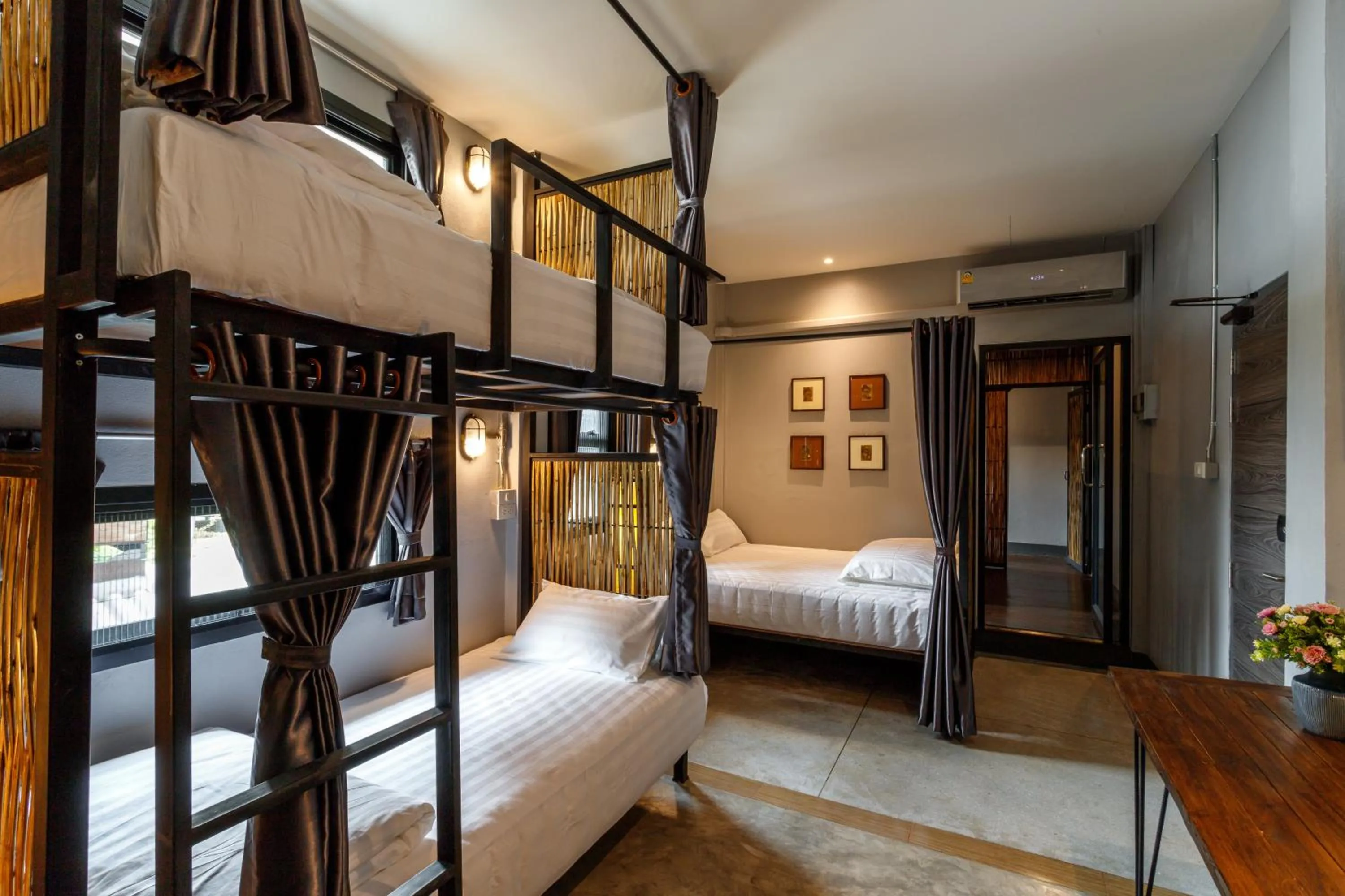 bunk bed, Bed in Hostel One Art and Gallery