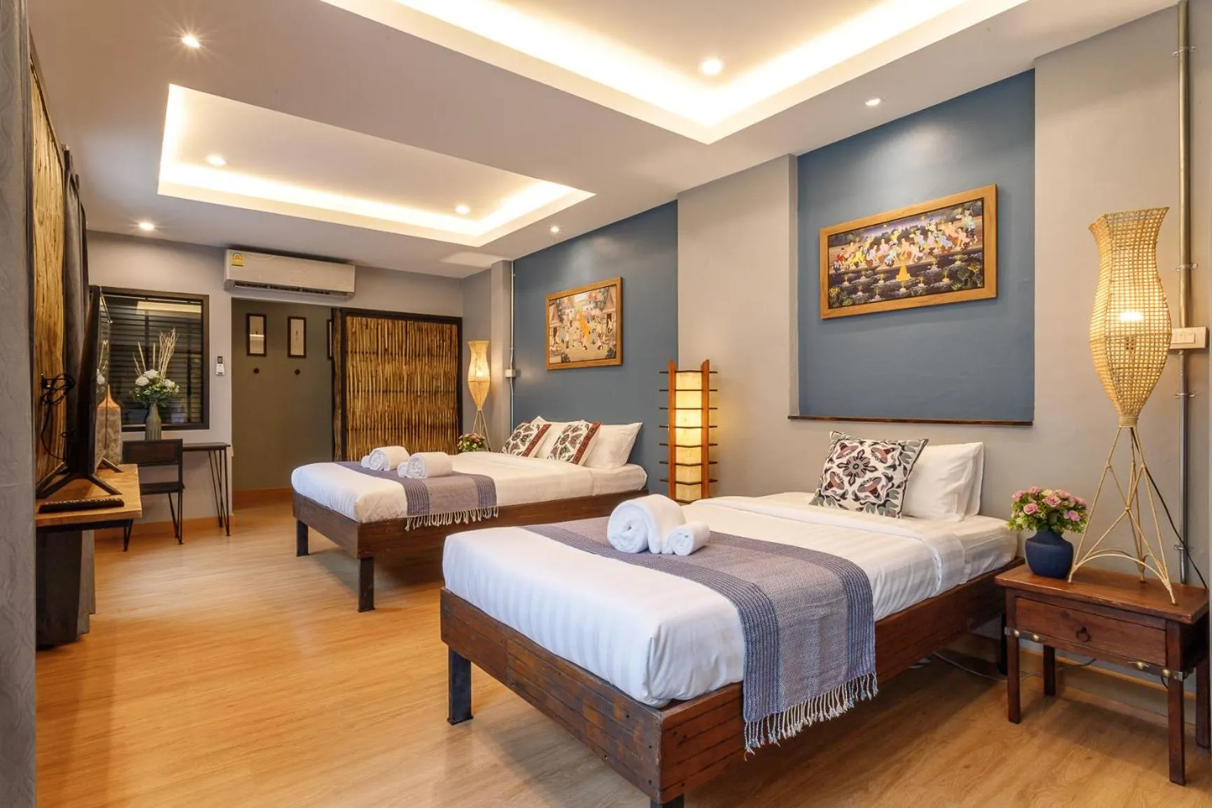 Bed in Hostel One Art and Gallery