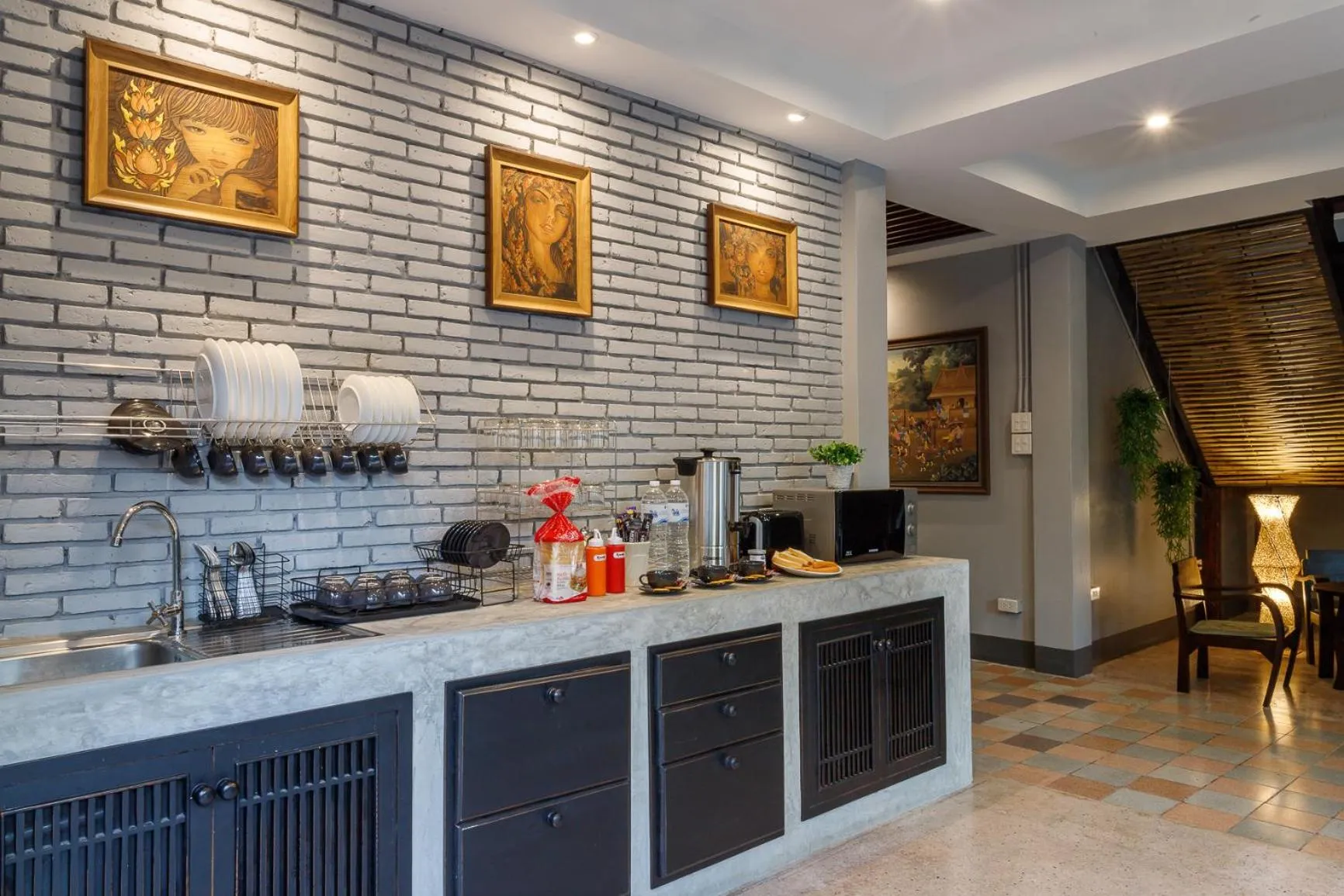 Kitchen or kitchenette in Hostel One Art and Gallery