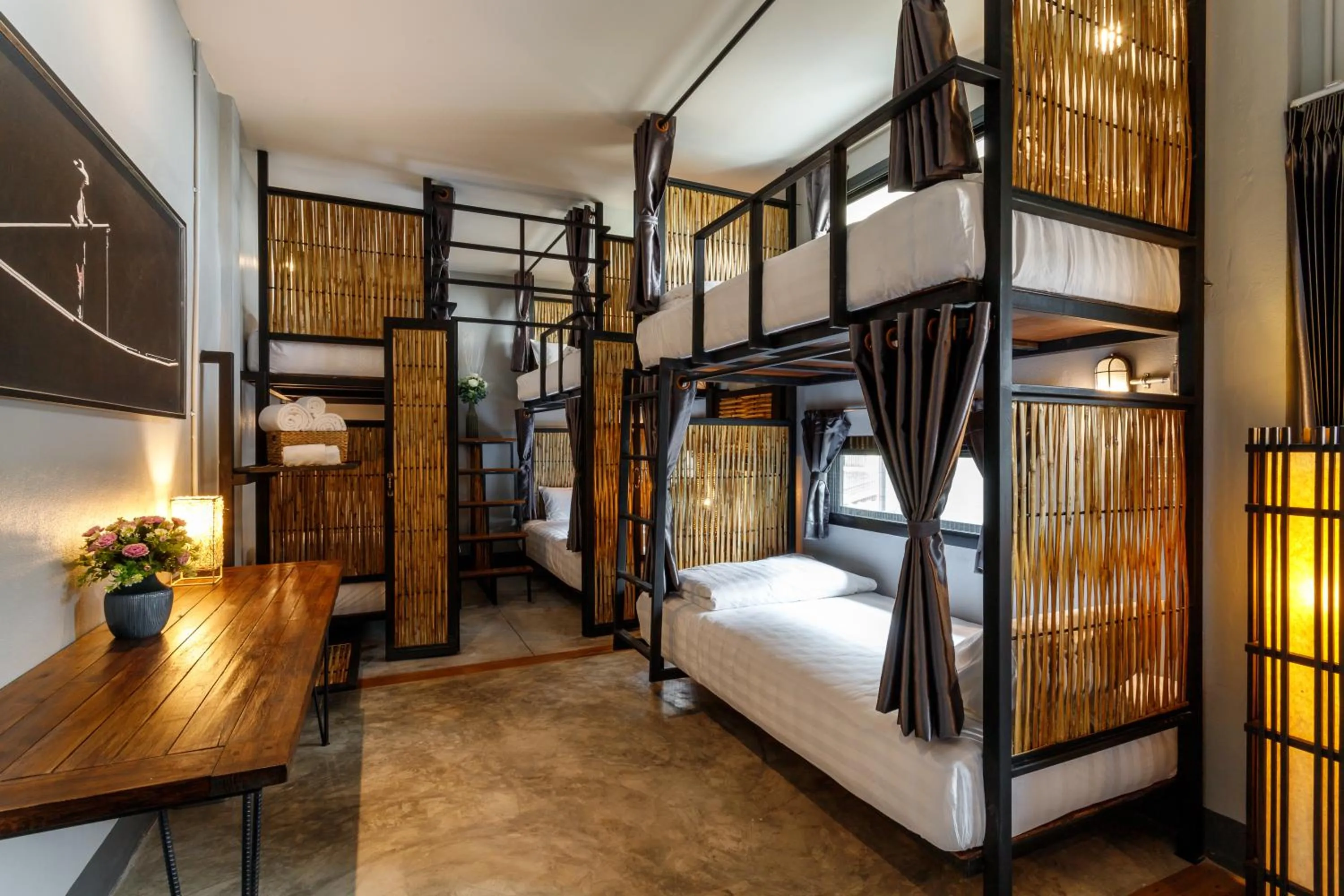 Bed in Hostel One Art and Gallery