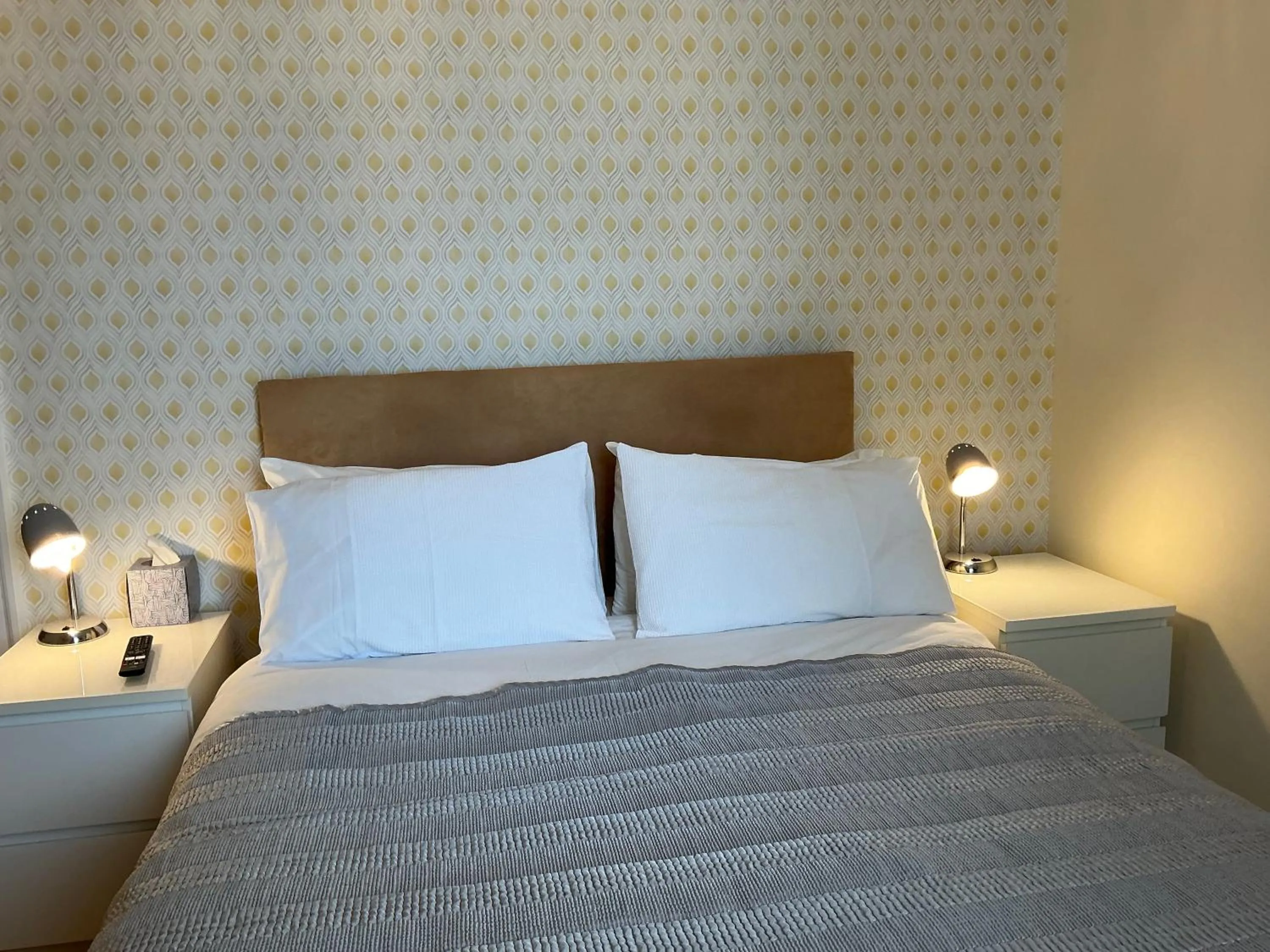 Bedroom, Bed in Hillcrest Bed & Breakfast