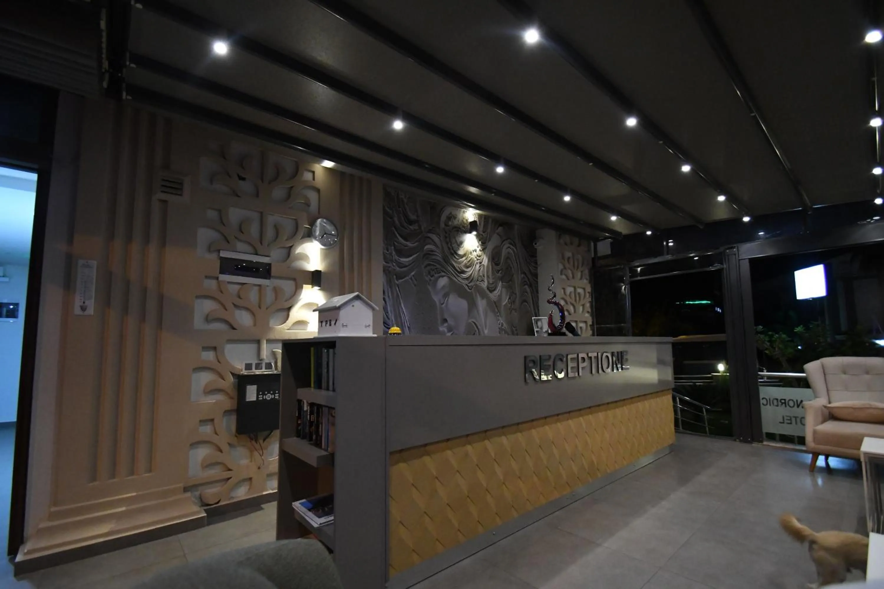Lobby or reception in THE NORDİC HOTEL