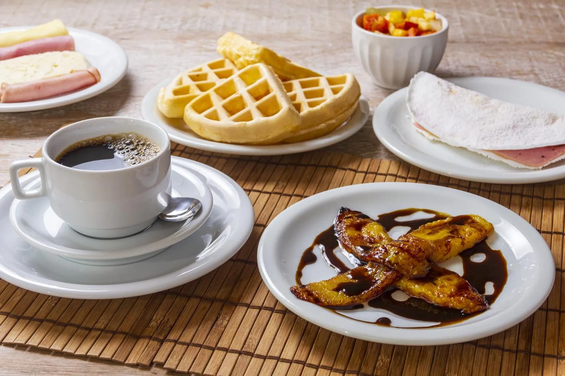 Breakfast in Pousada Recanto de Paraty