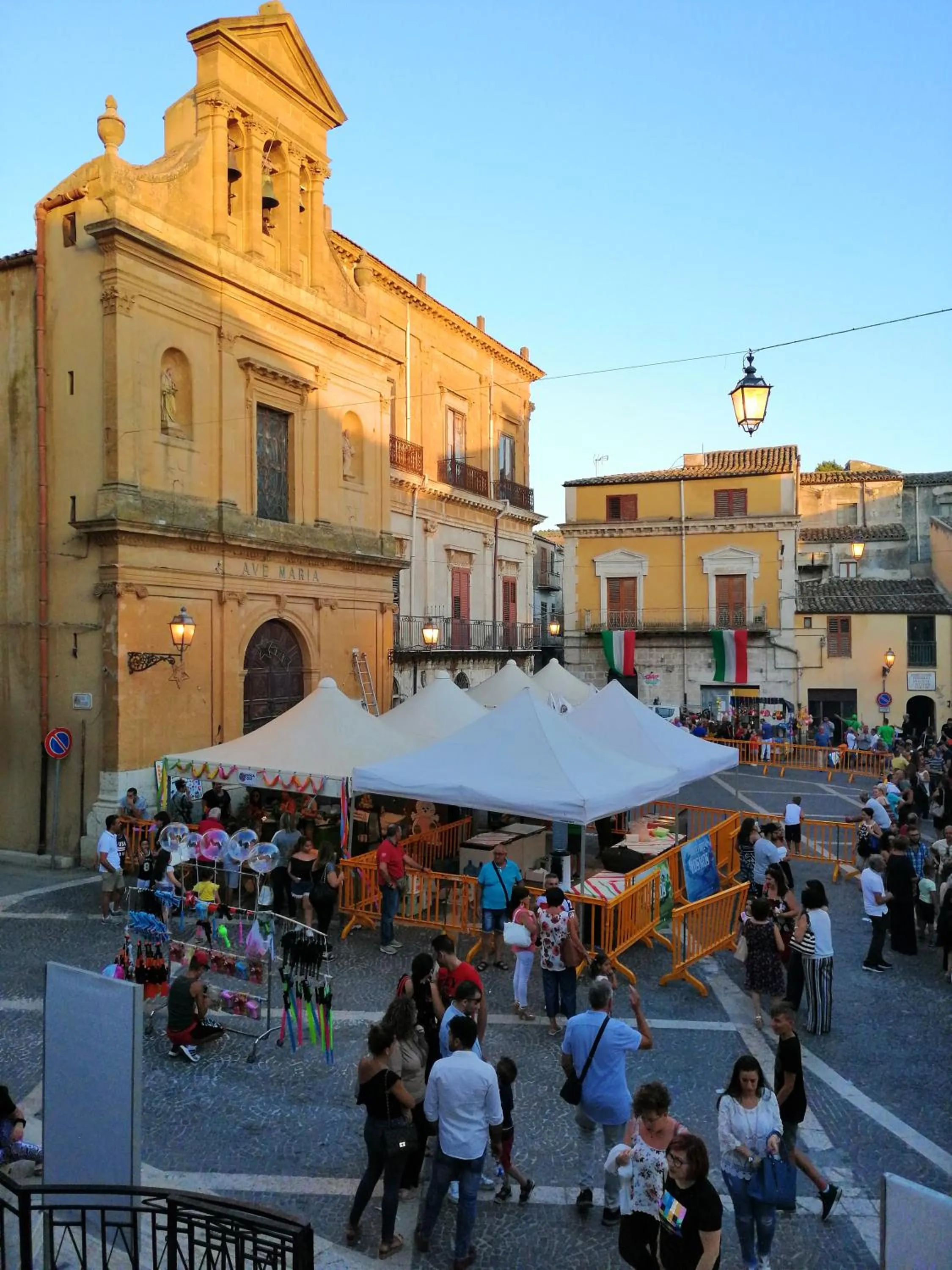 People in Holiday Home Zolfare