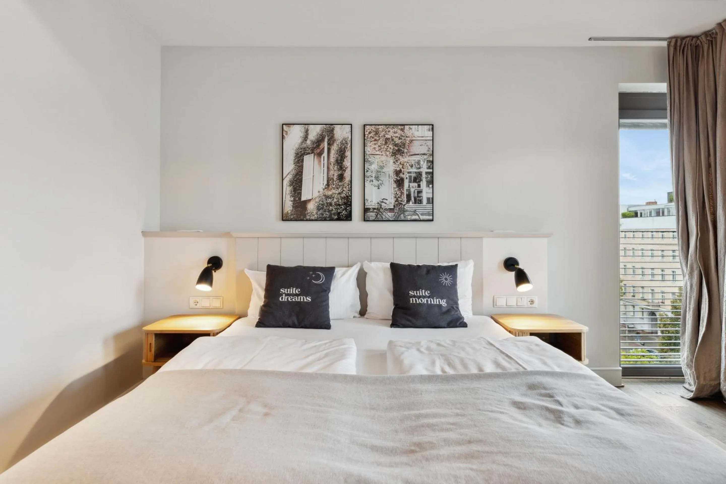 Bed in Limehome Berlin Prenzlauer Allee - Digital Access