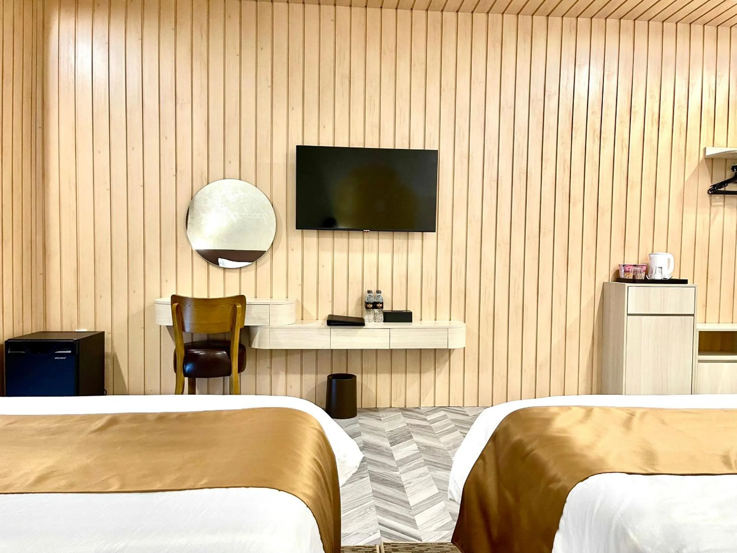 Bedroom, Bed in B.O.B Hotel