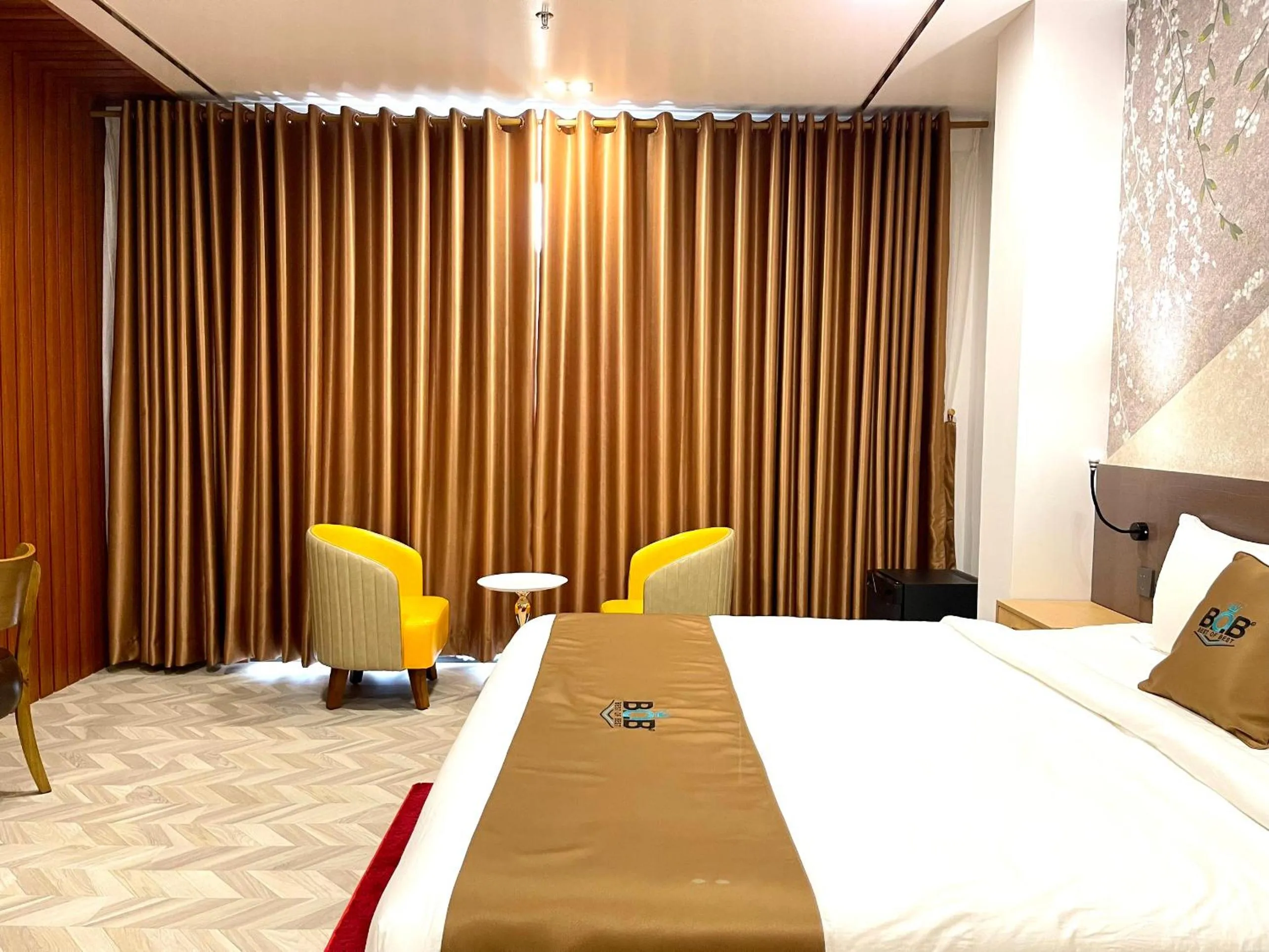 Bedroom, Bed in B.O.B Hotel