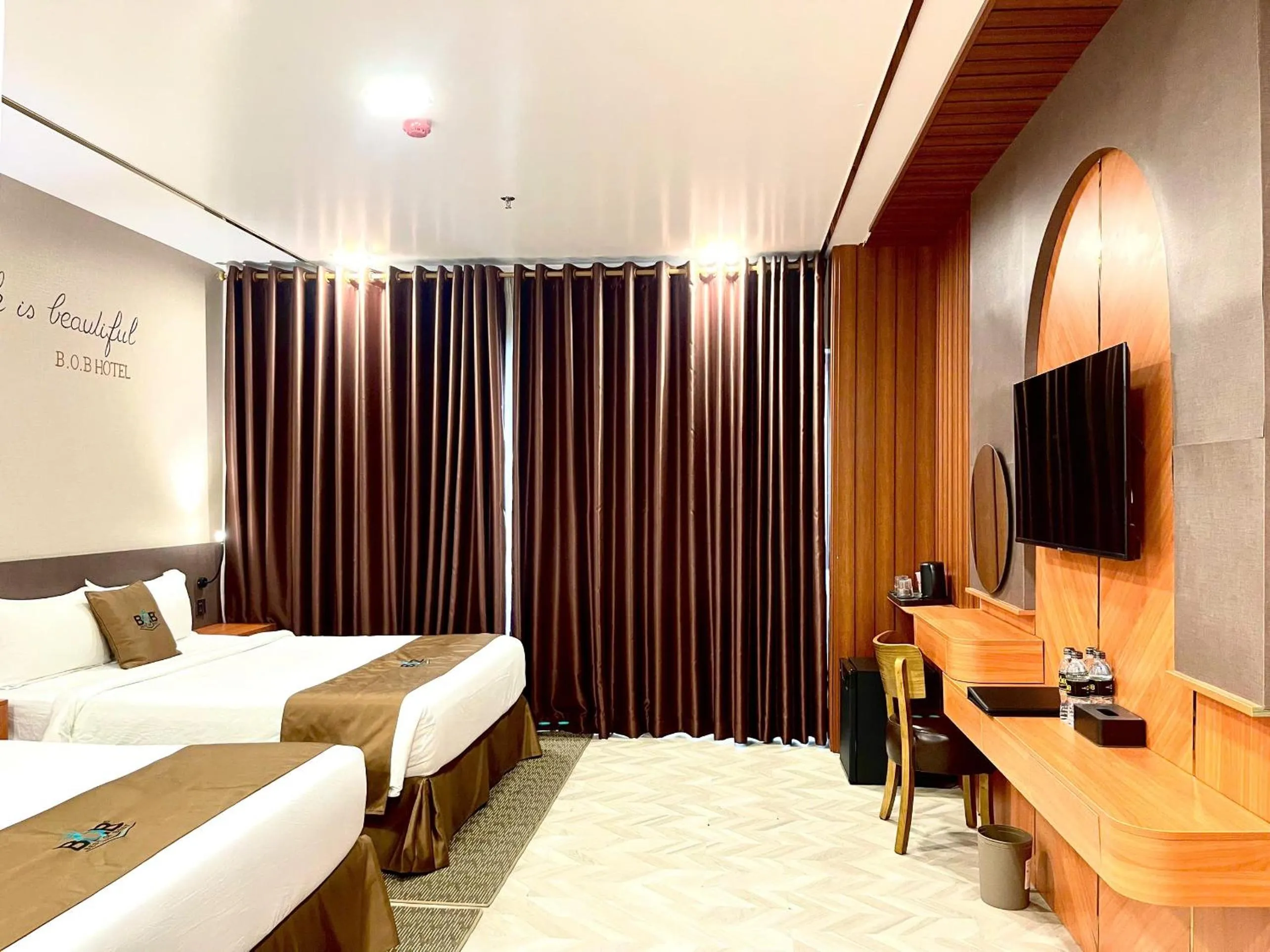 Bedroom, Bed in B.O.B Hotel