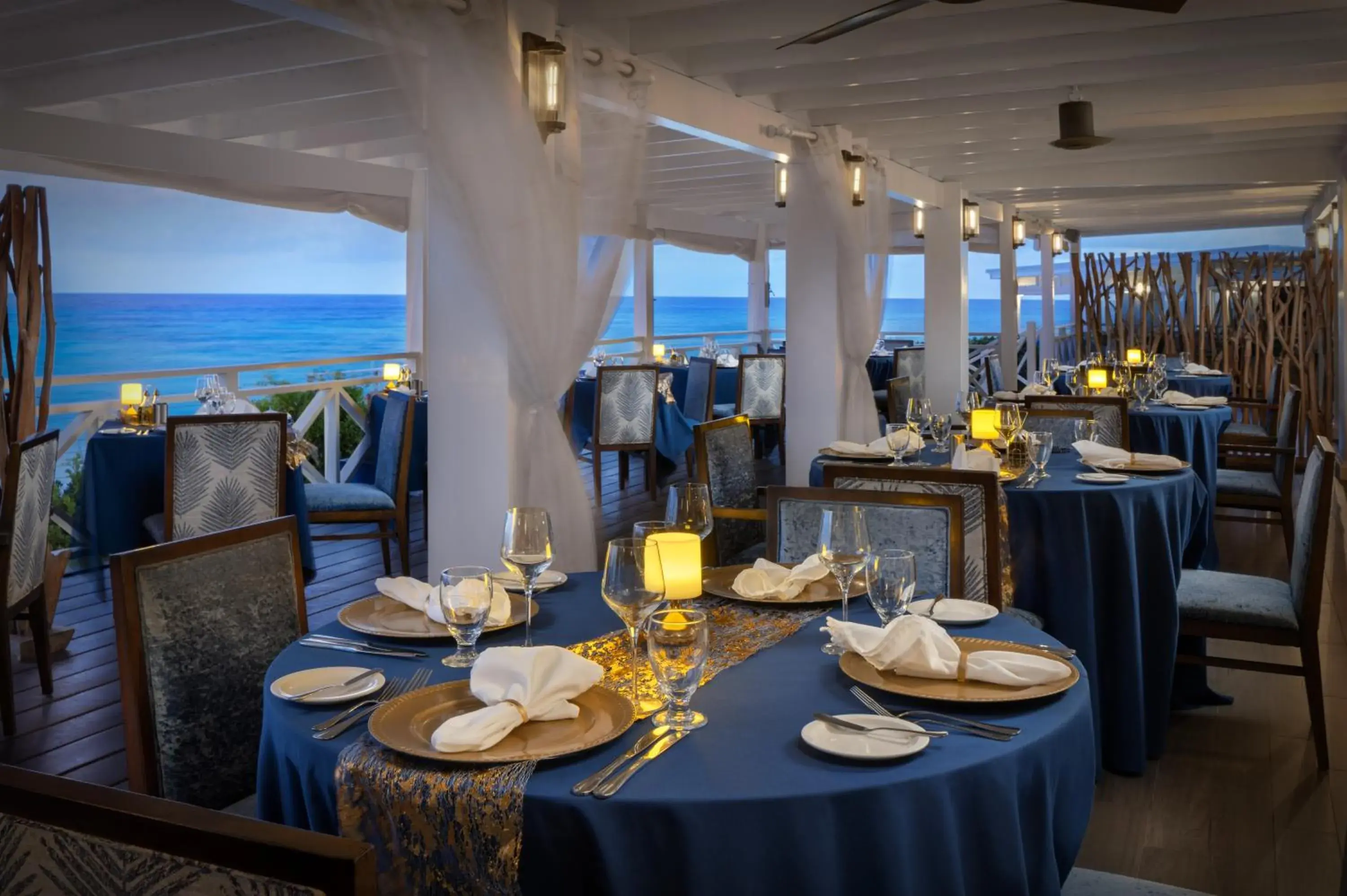 Restaurant/places to eat in Sea Breeze Beach House All Inclusive by Ocean Hotels Restaurant/places to eat in Sea Breeze Beach House All Inclusive by Ocean Hotels