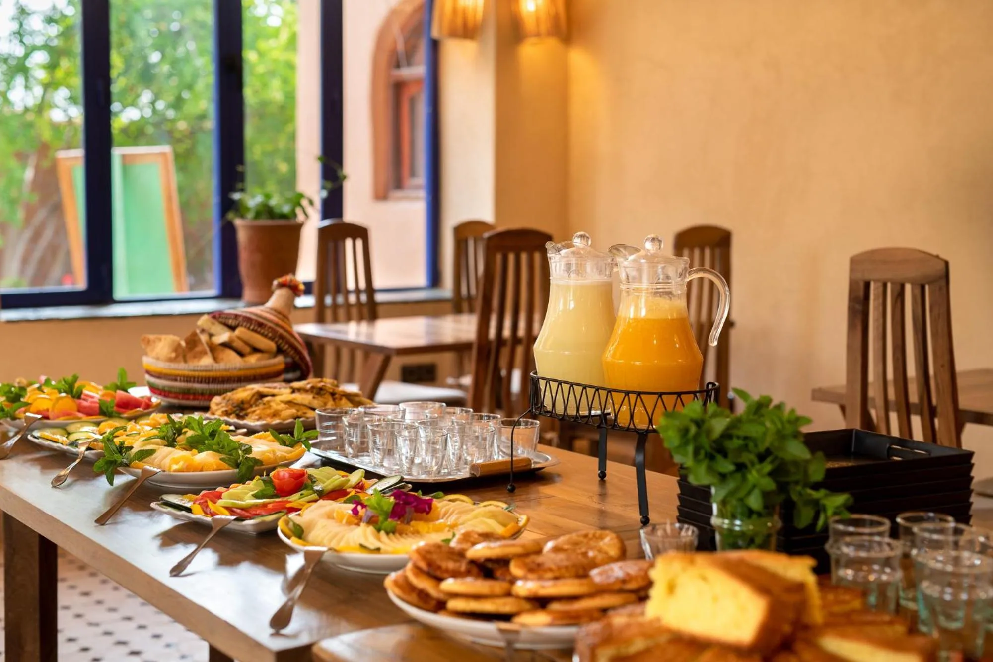 Breakfast in Ecolodge La Palmeraie