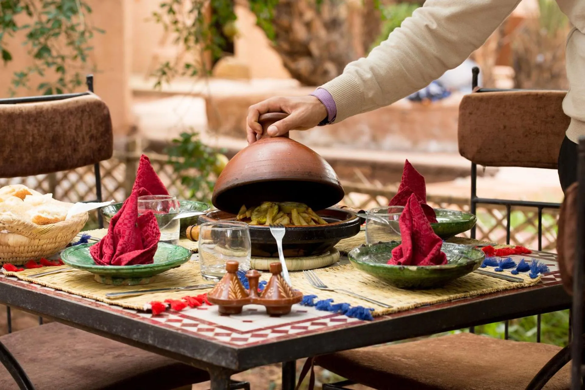 Restaurant/places to eat in Ecolodge La Palmeraie