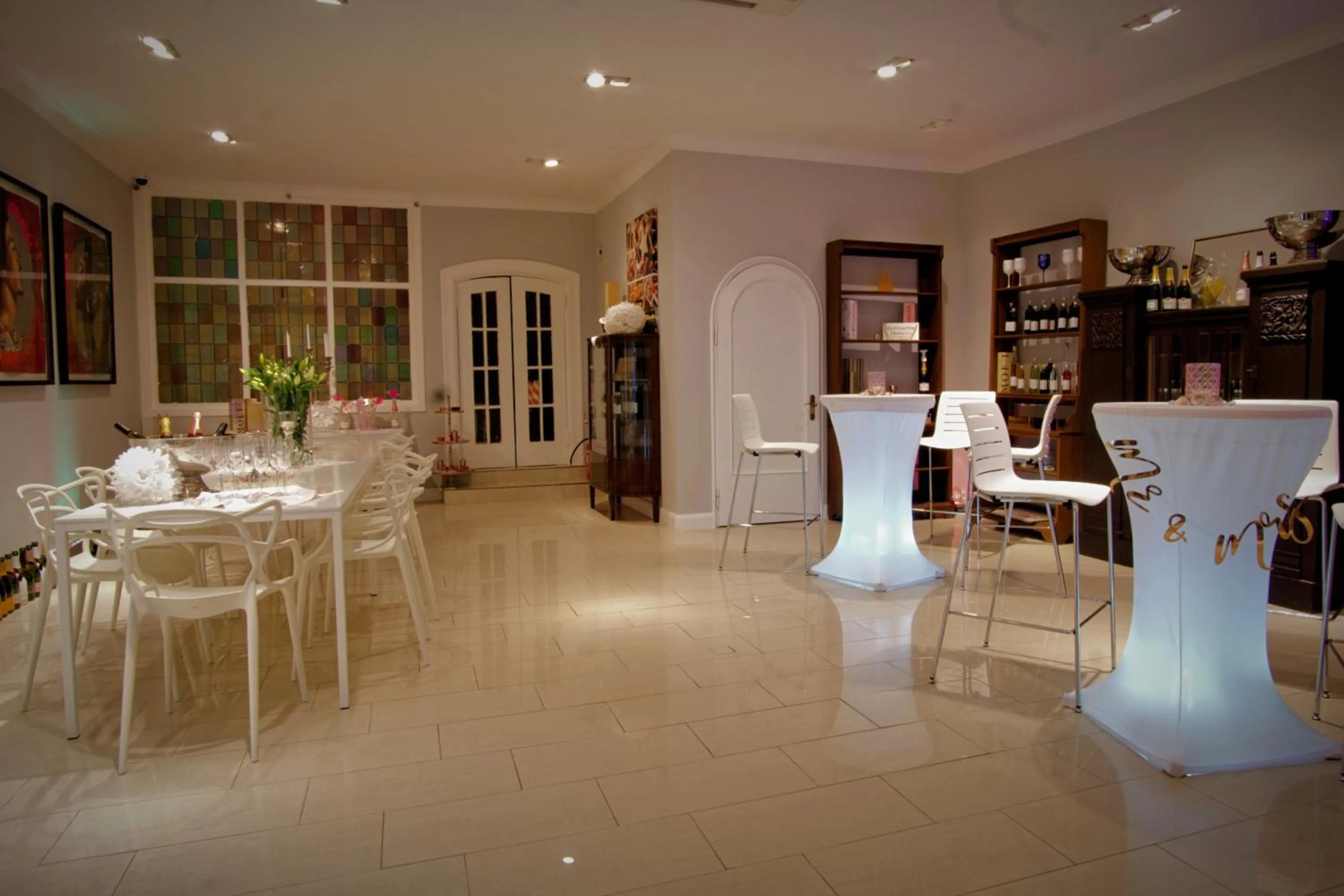 Property building, Restaurant/Places to Eat in Hotel Monte Christo