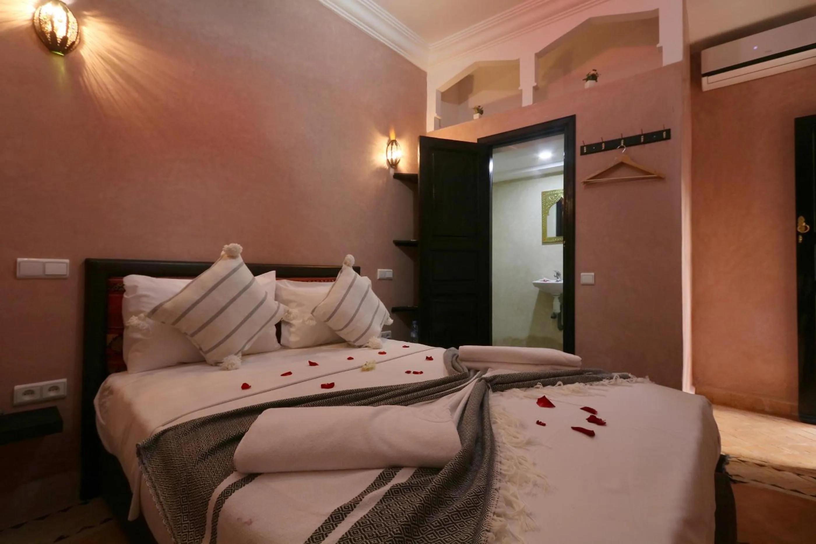 Bed in Riad Elite