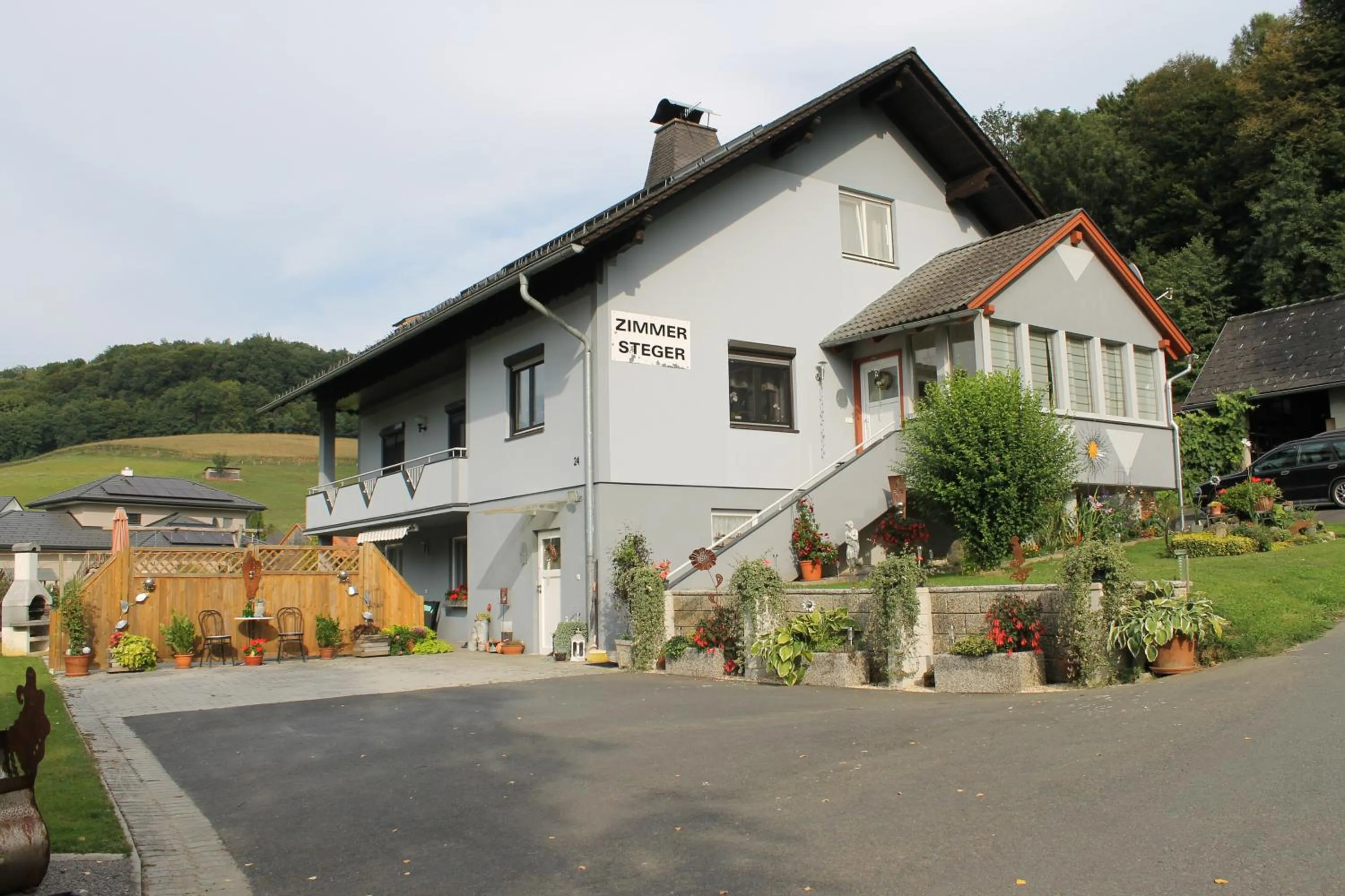 Zimmer Steger