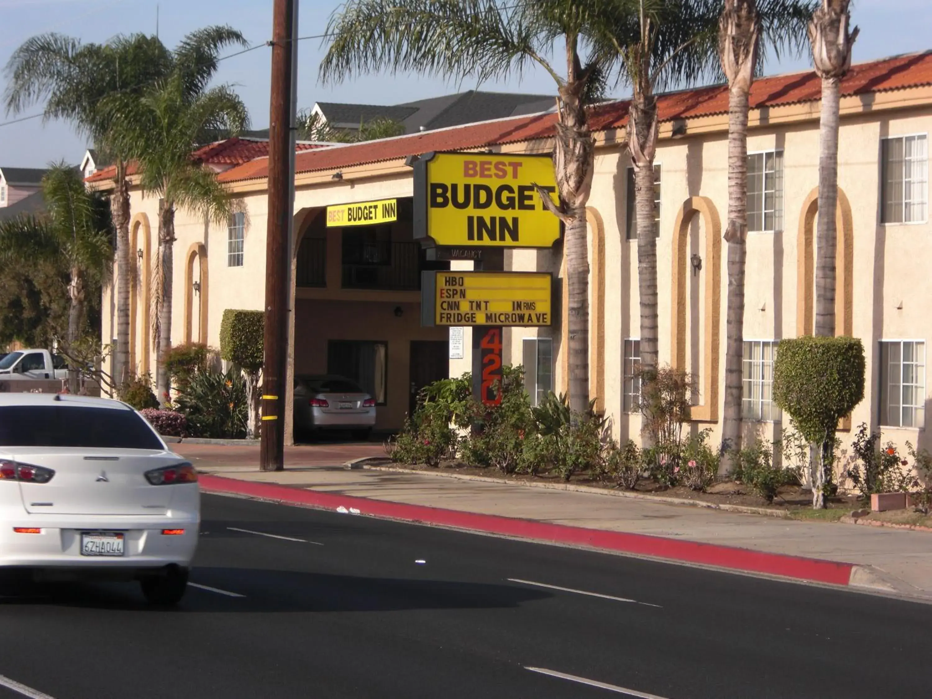 Facade/entrance, Property Building in Best Budget Inn Anaheim