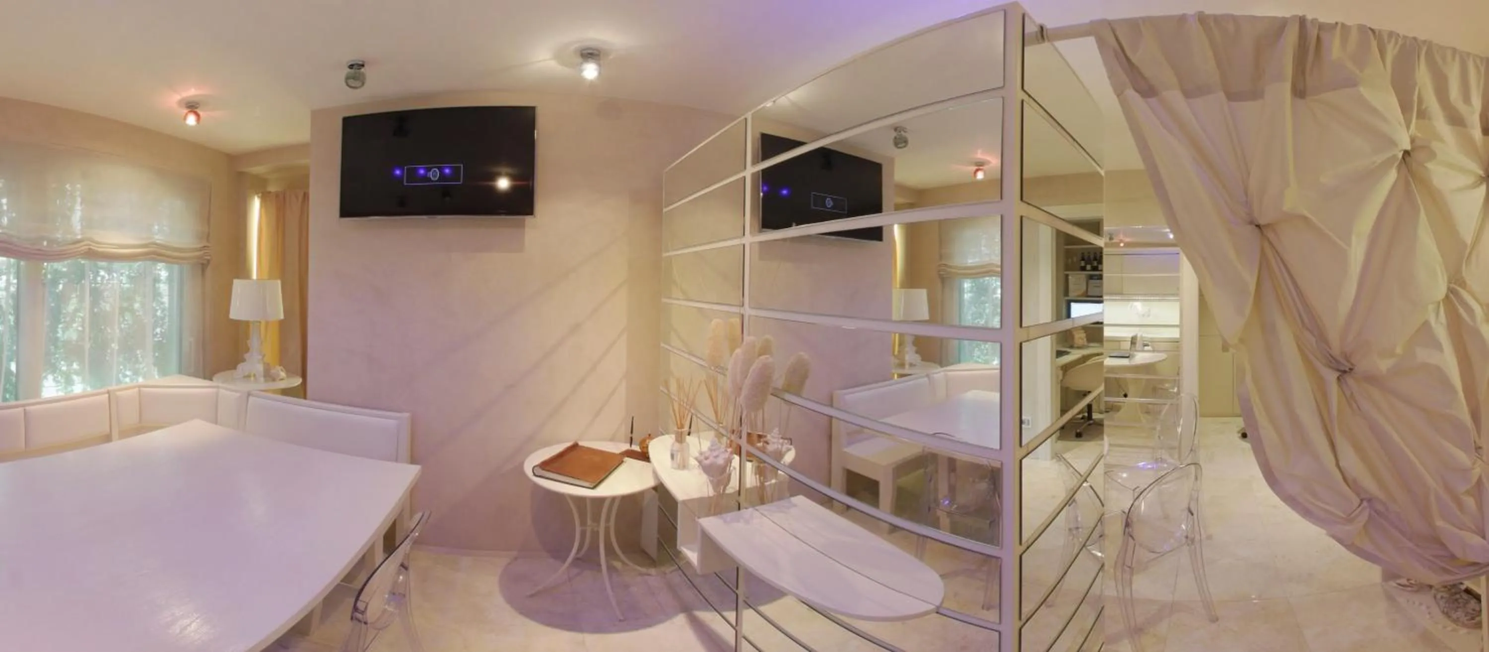 Banquet/Function facilities, Bed in Suite & Spa Mirabel