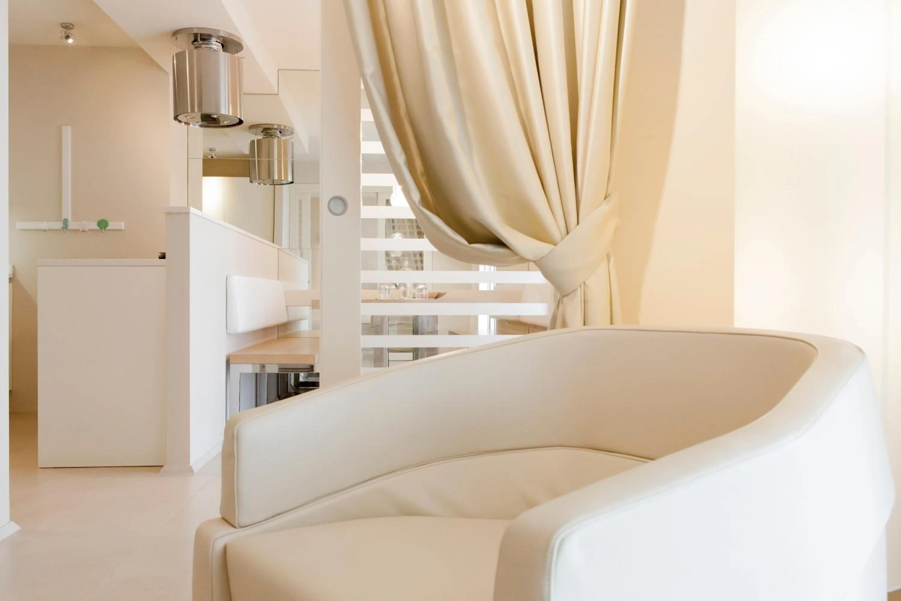 Decorative detail, Bed in Suite & Spa Mirabel