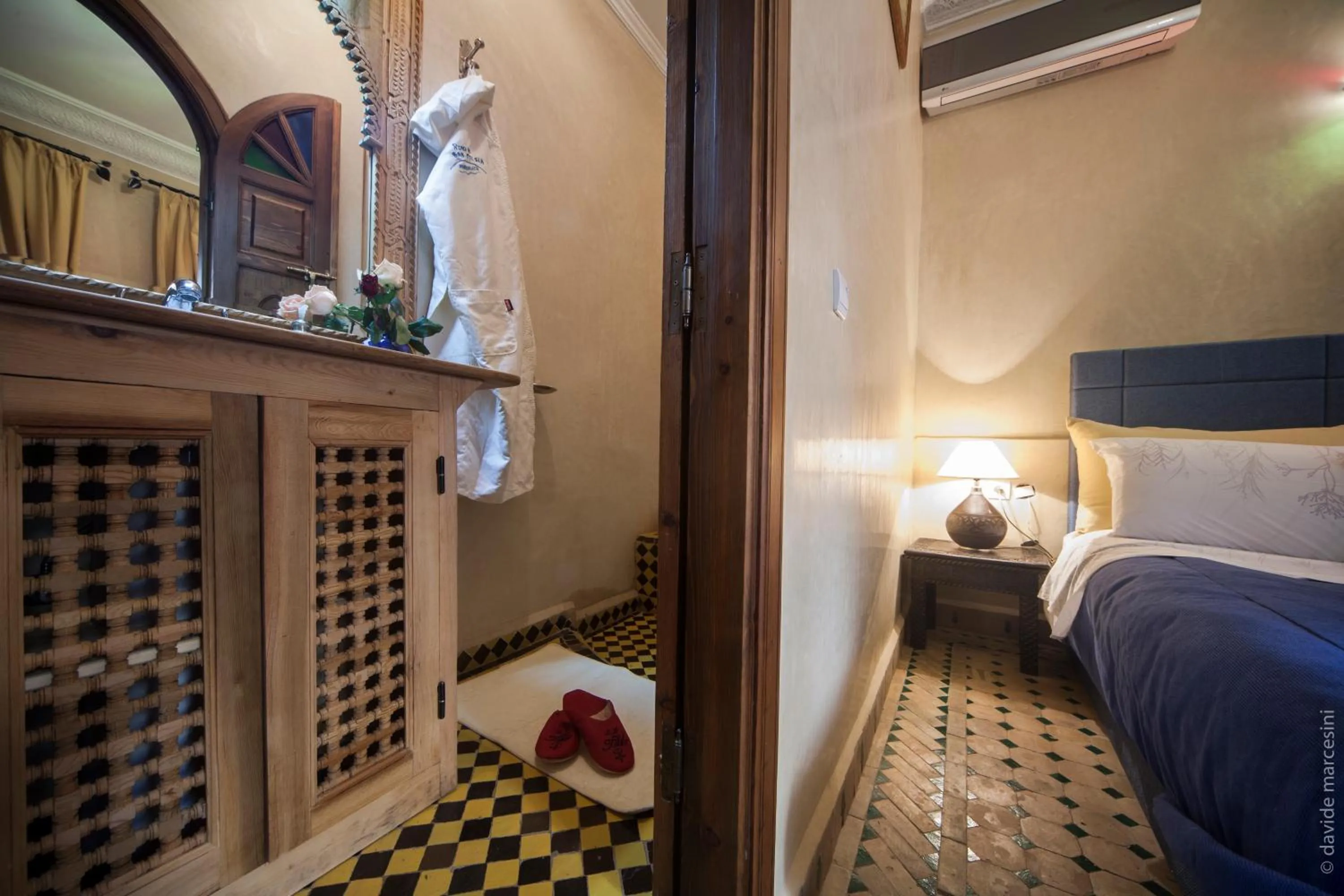 Decorative detail, Bed in Riad Bab Tilila