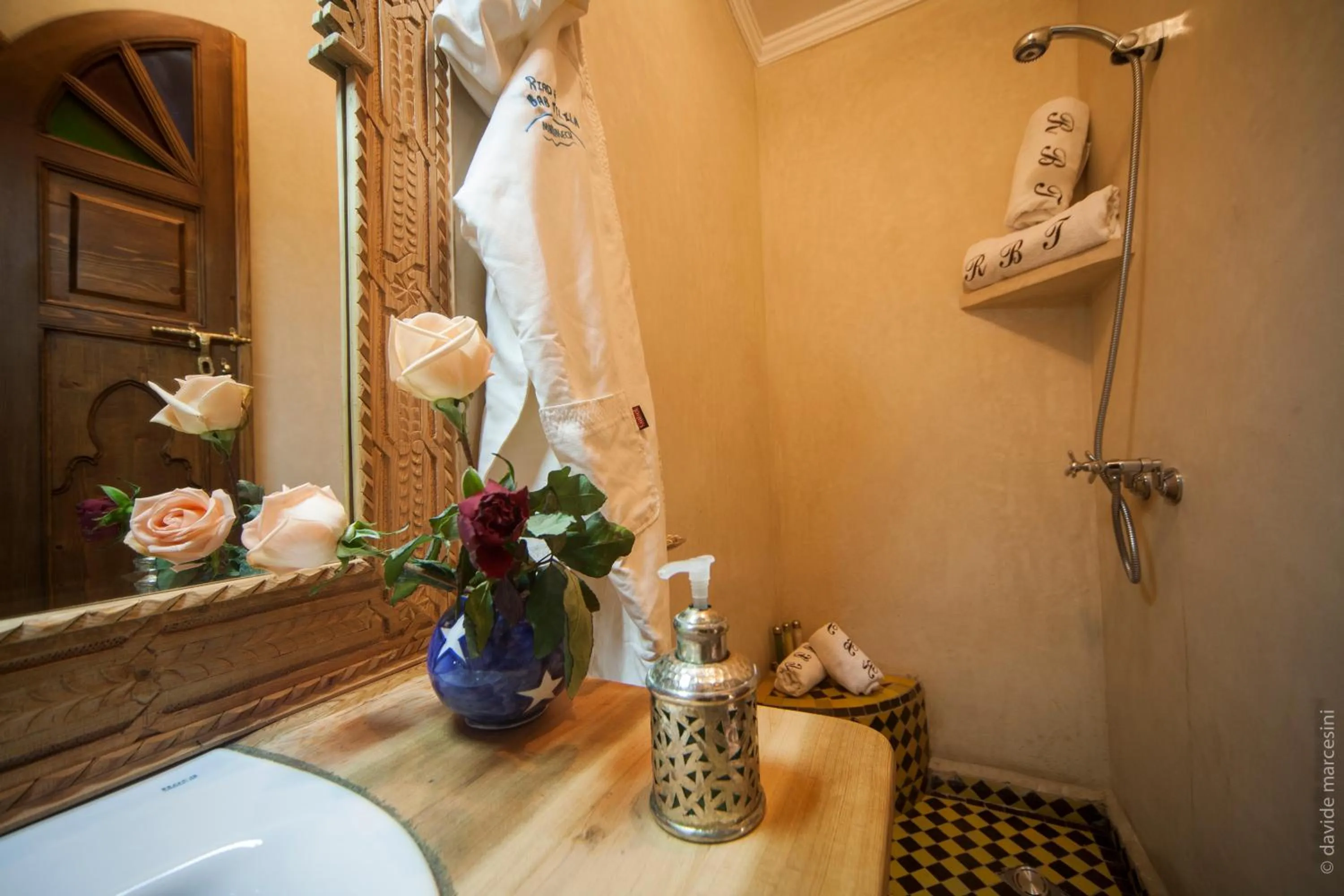 Decorative detail in Riad Bab Tilila