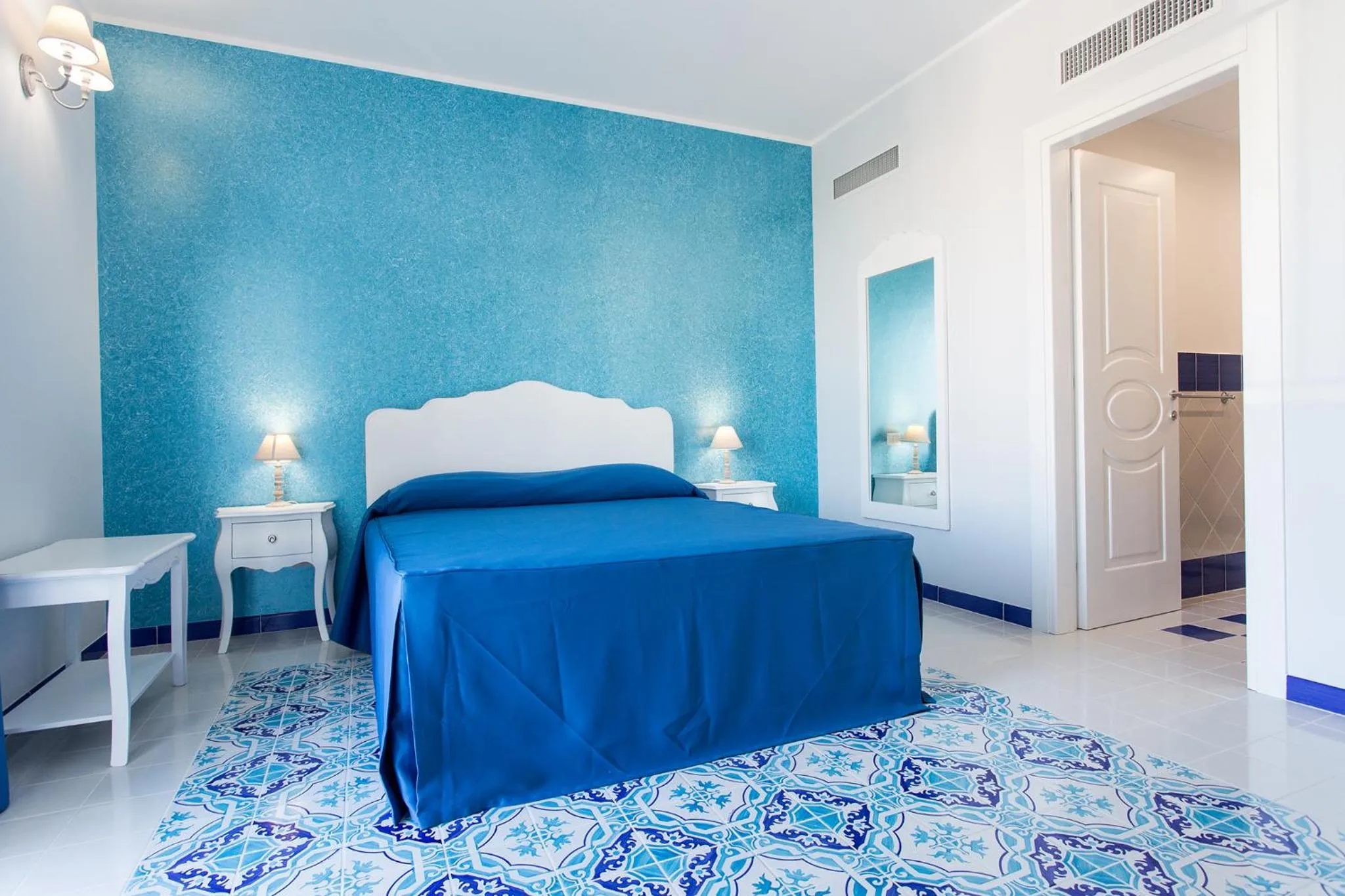 Bed in Odysseus Hotel