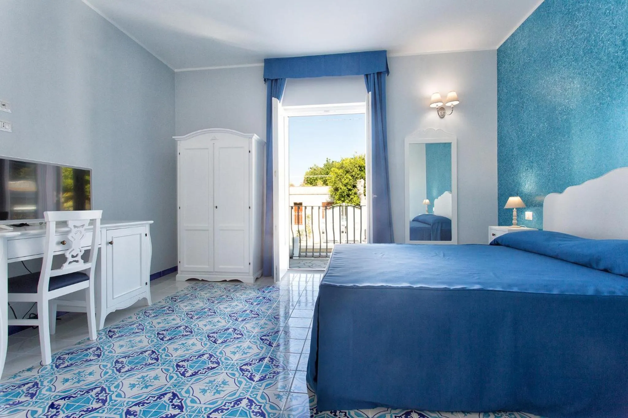 Bed in Odysseus Hotel