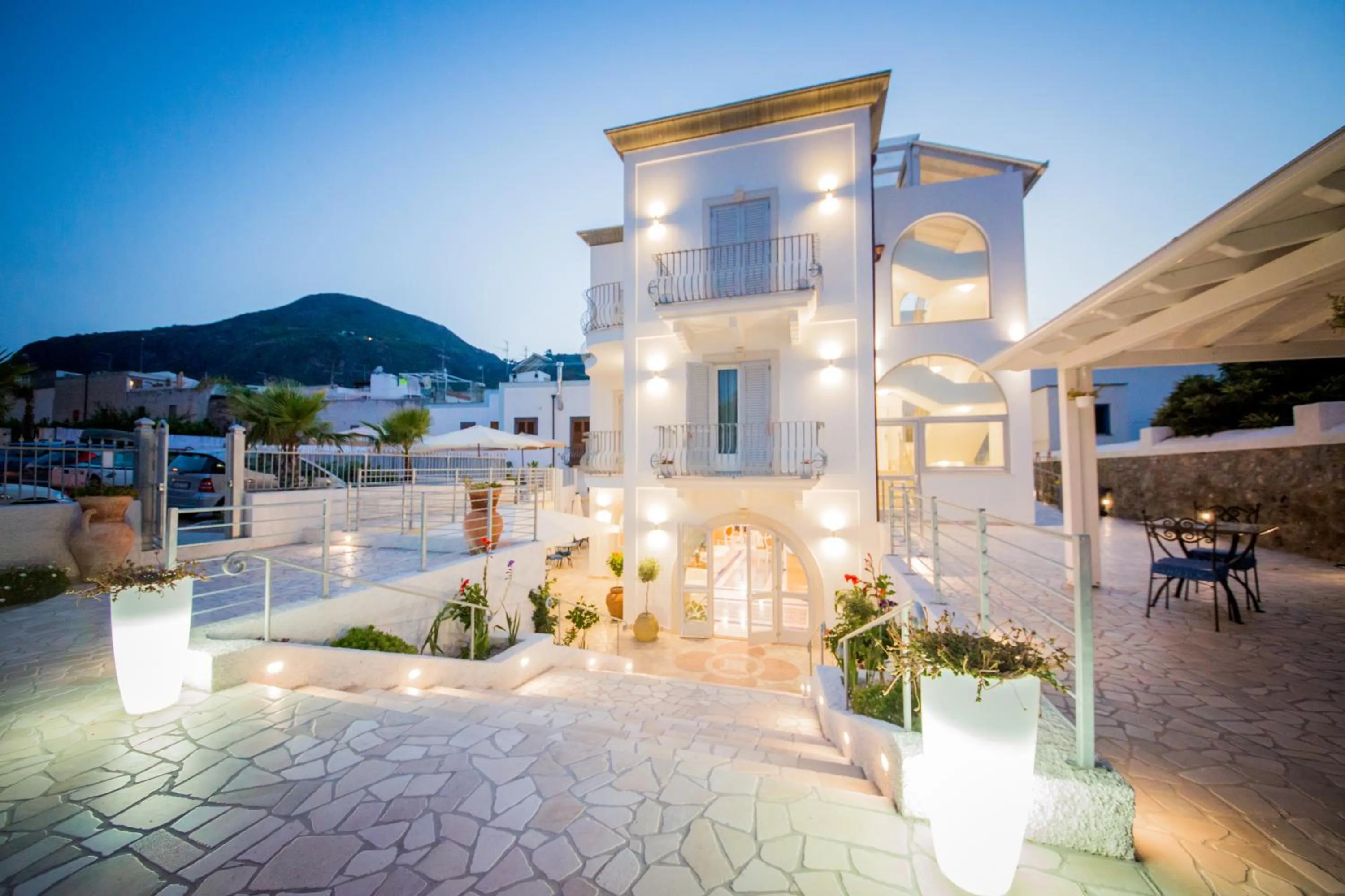 Property building in Odysseus Hotel