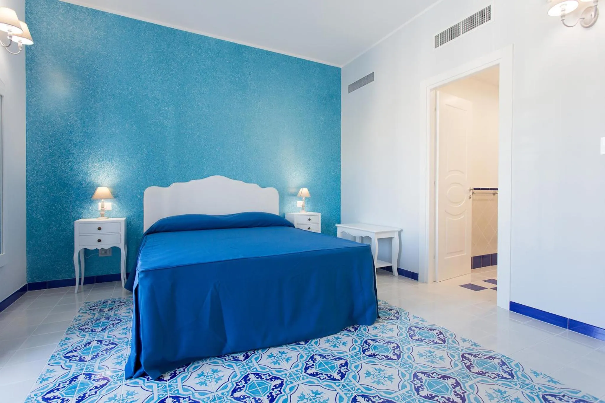 Bed in Odysseus Hotel