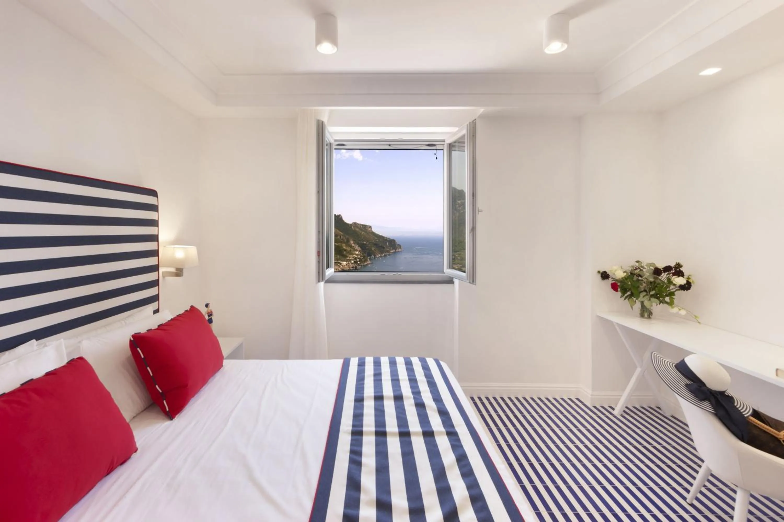 Sea view, Bed in Gala Residence Villa Giovanna