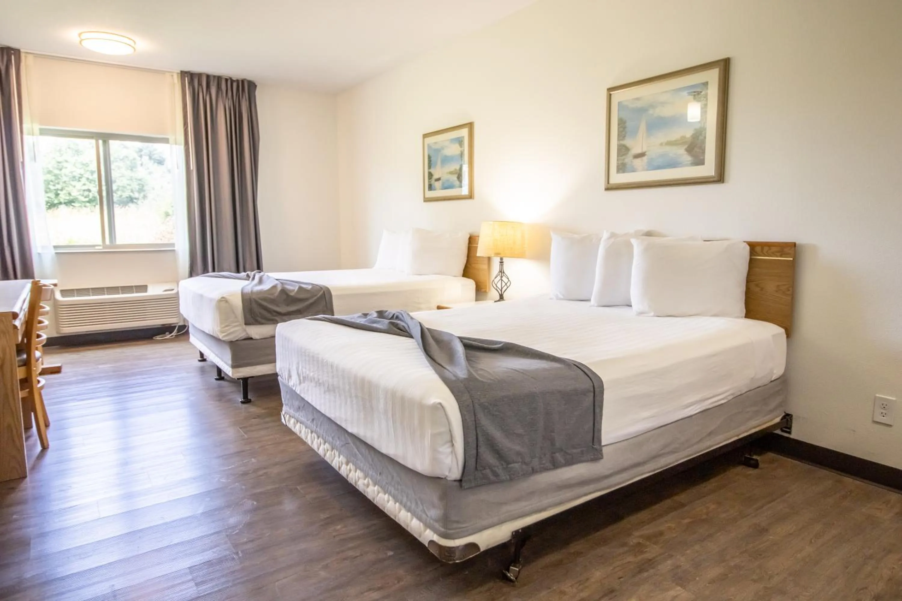 Bed in The Tillamook Inn