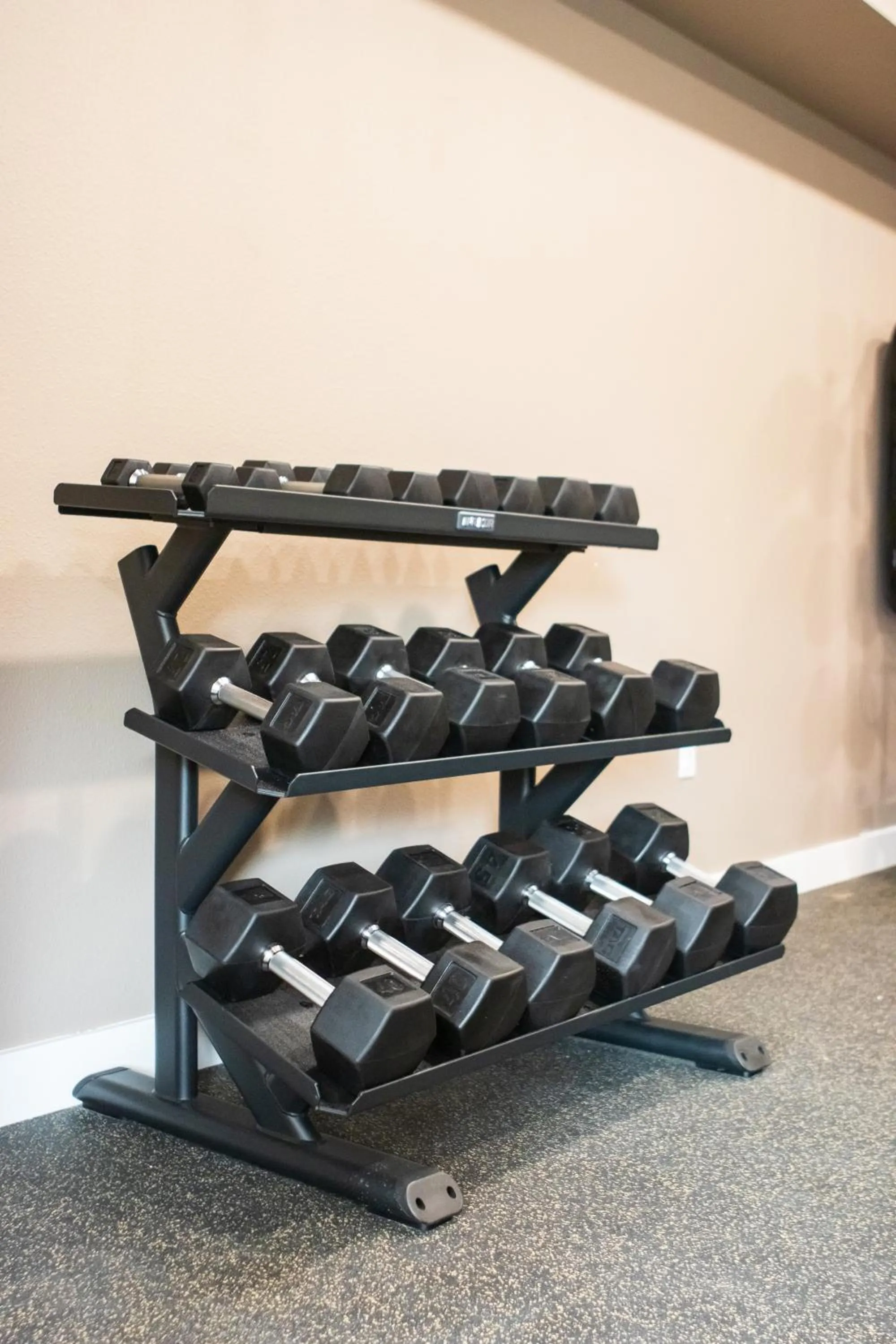 Fitness centre/facilities in The Tillamook Inn