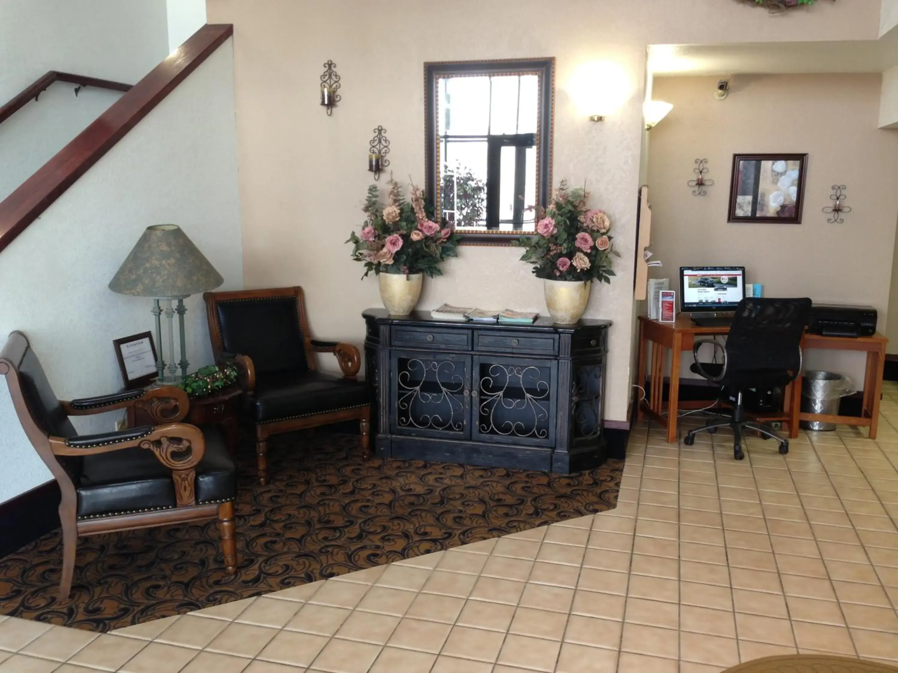 Lobby or reception in Brentwood Inn & Suites Lobby or reception in Brentwood Inn & Suites