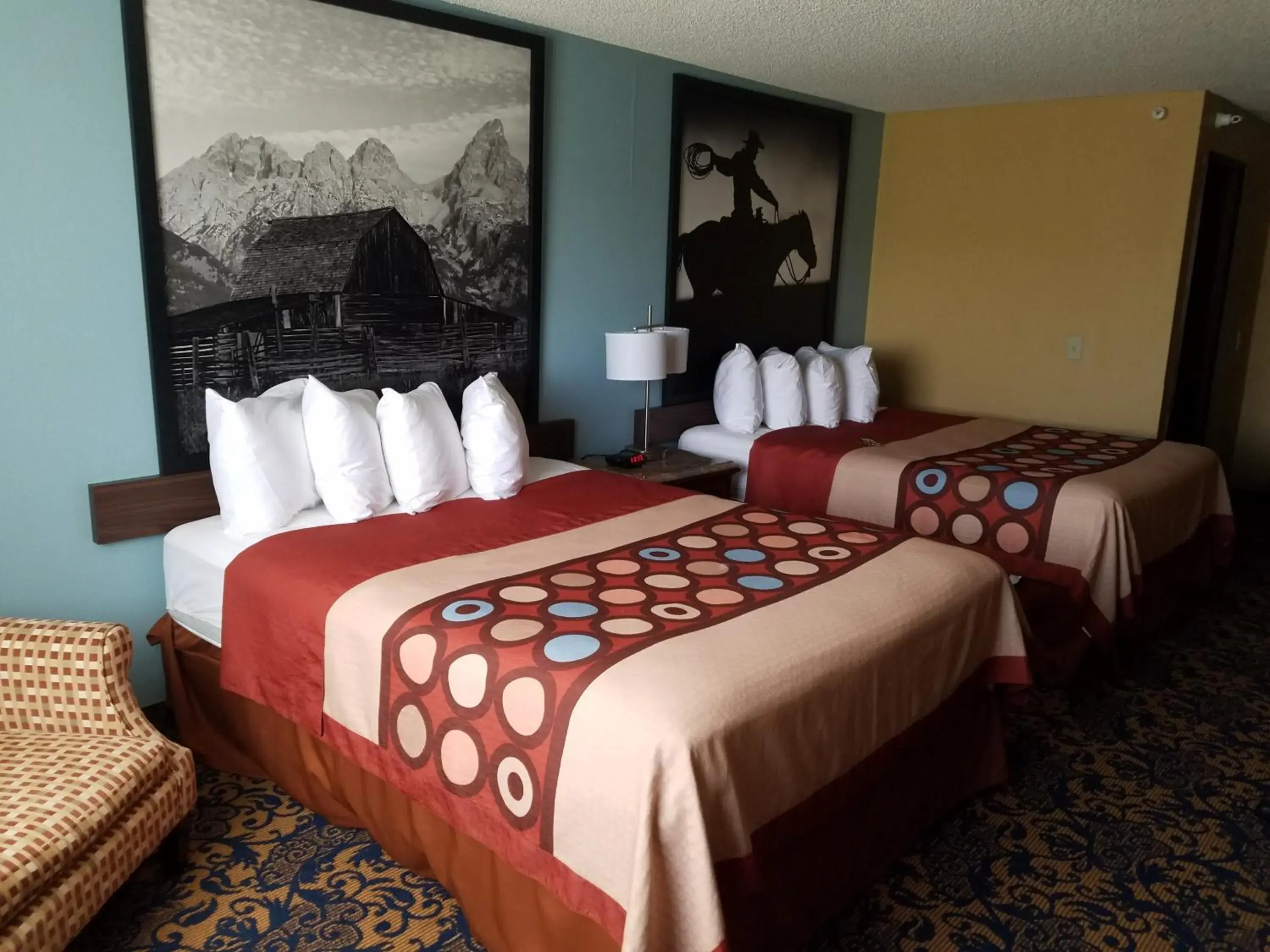 Bed in Super 8 by Wyndham Casper East/Evansville