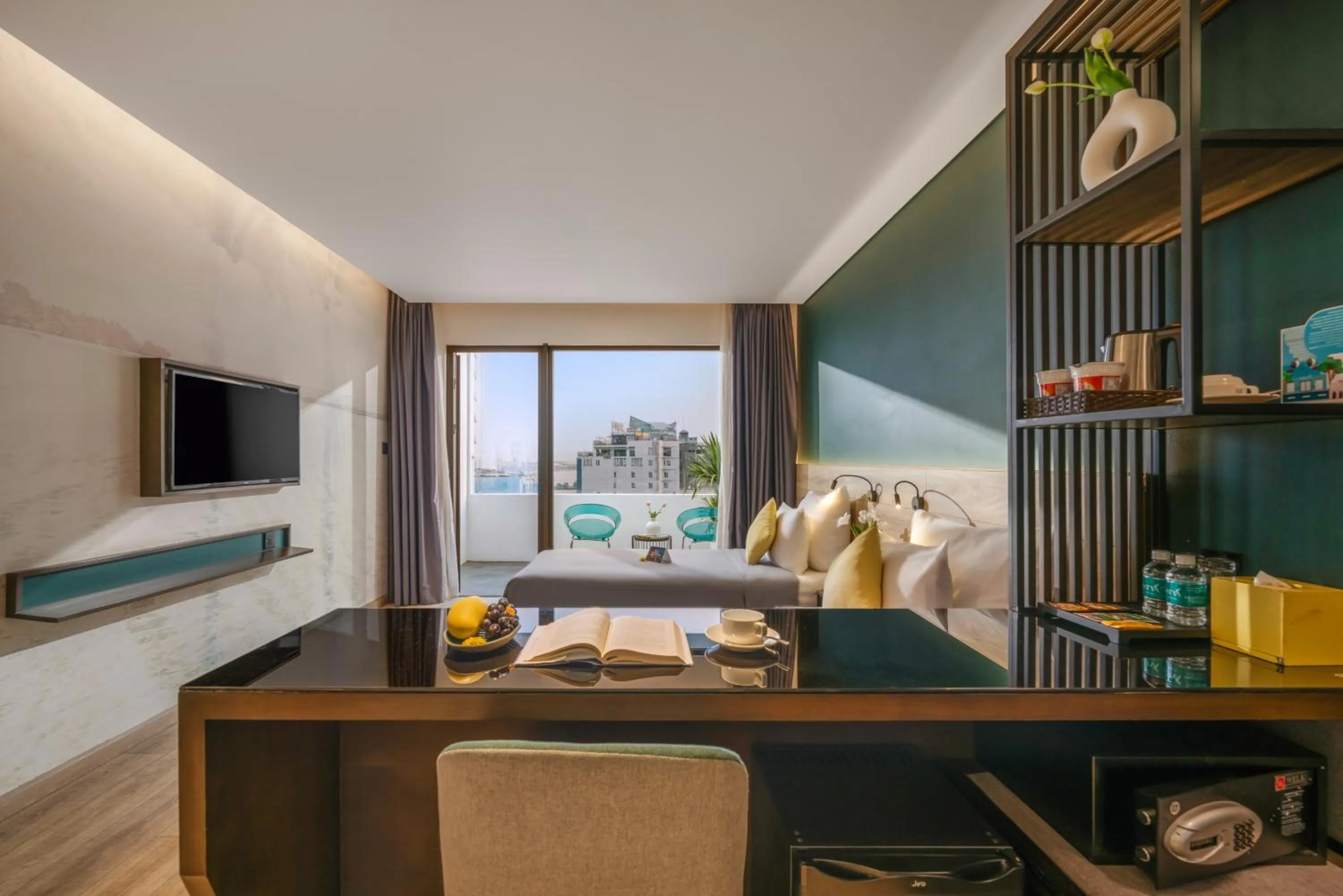 TV and multimedia in Satya Da Nang Hotel Han Market