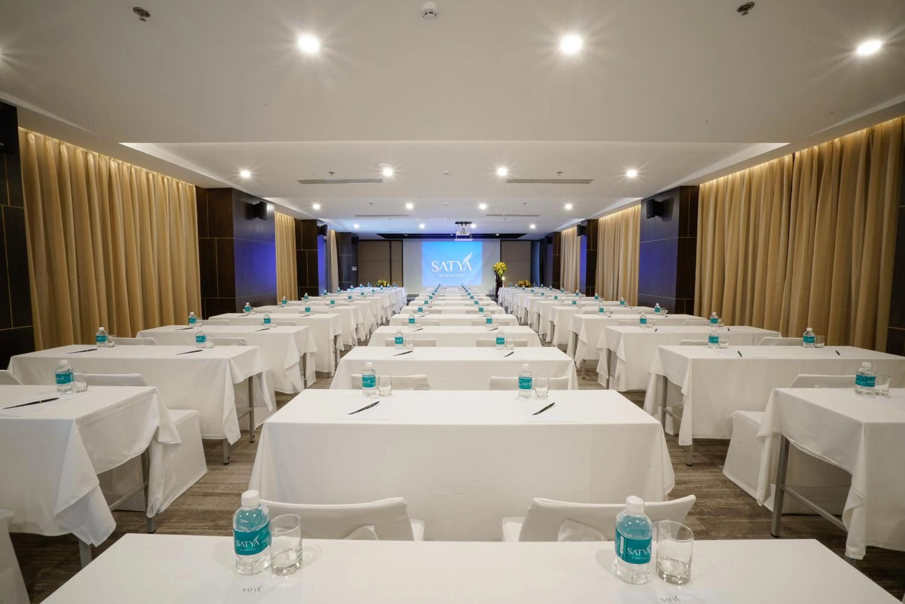 Meeting/conference room in Satya Da Nang Hotel Han Market