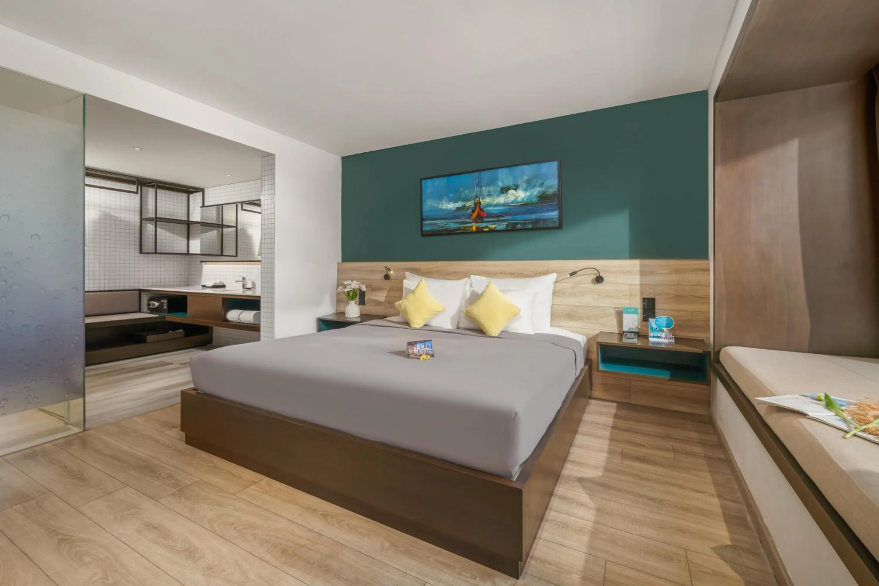 Bed in Satya Da Nang Hotel Han Market