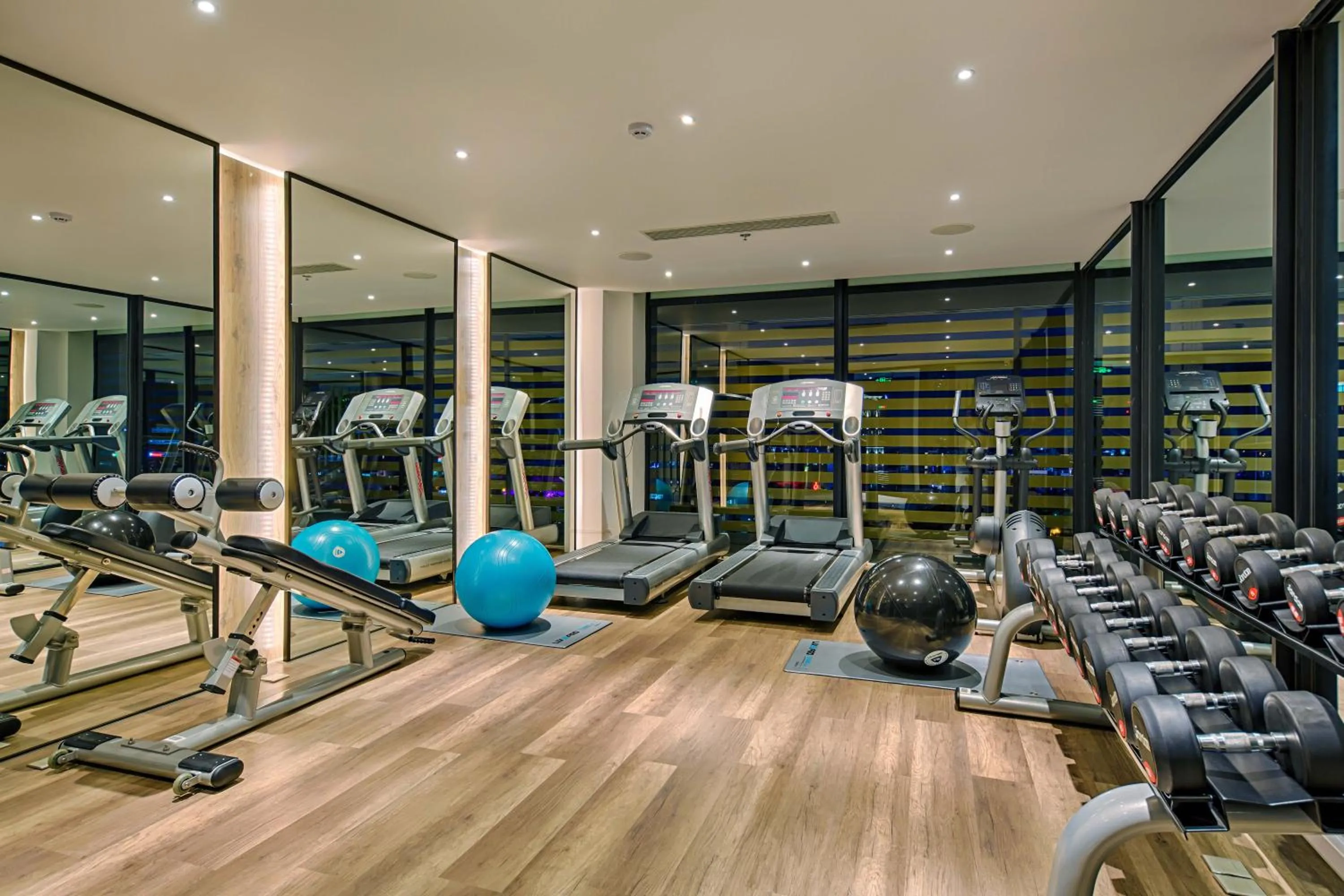 Fitness centre/facilities in Satya Da Nang Hotel Han Market