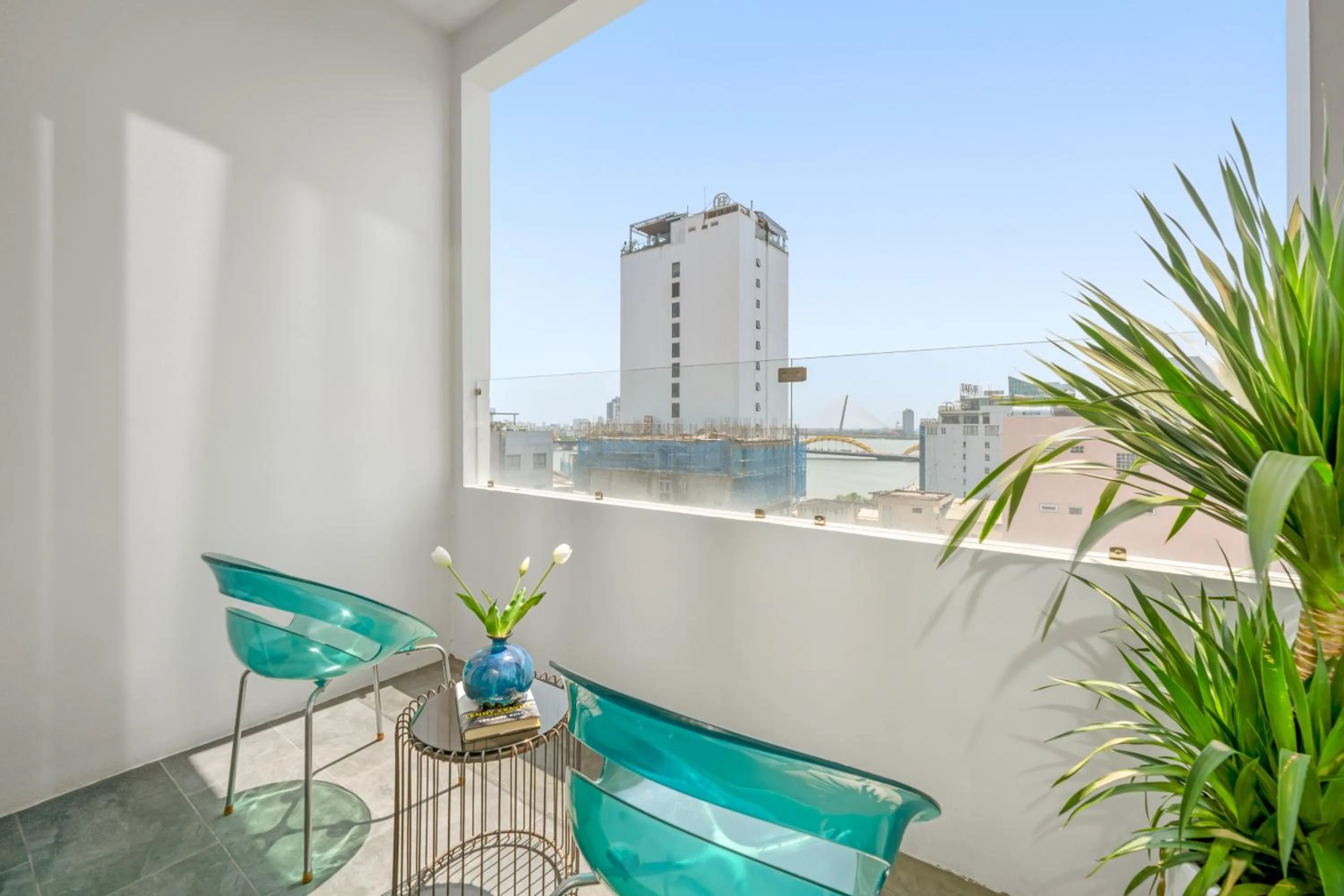 Patio in Satya Da Nang Hotel Han Market