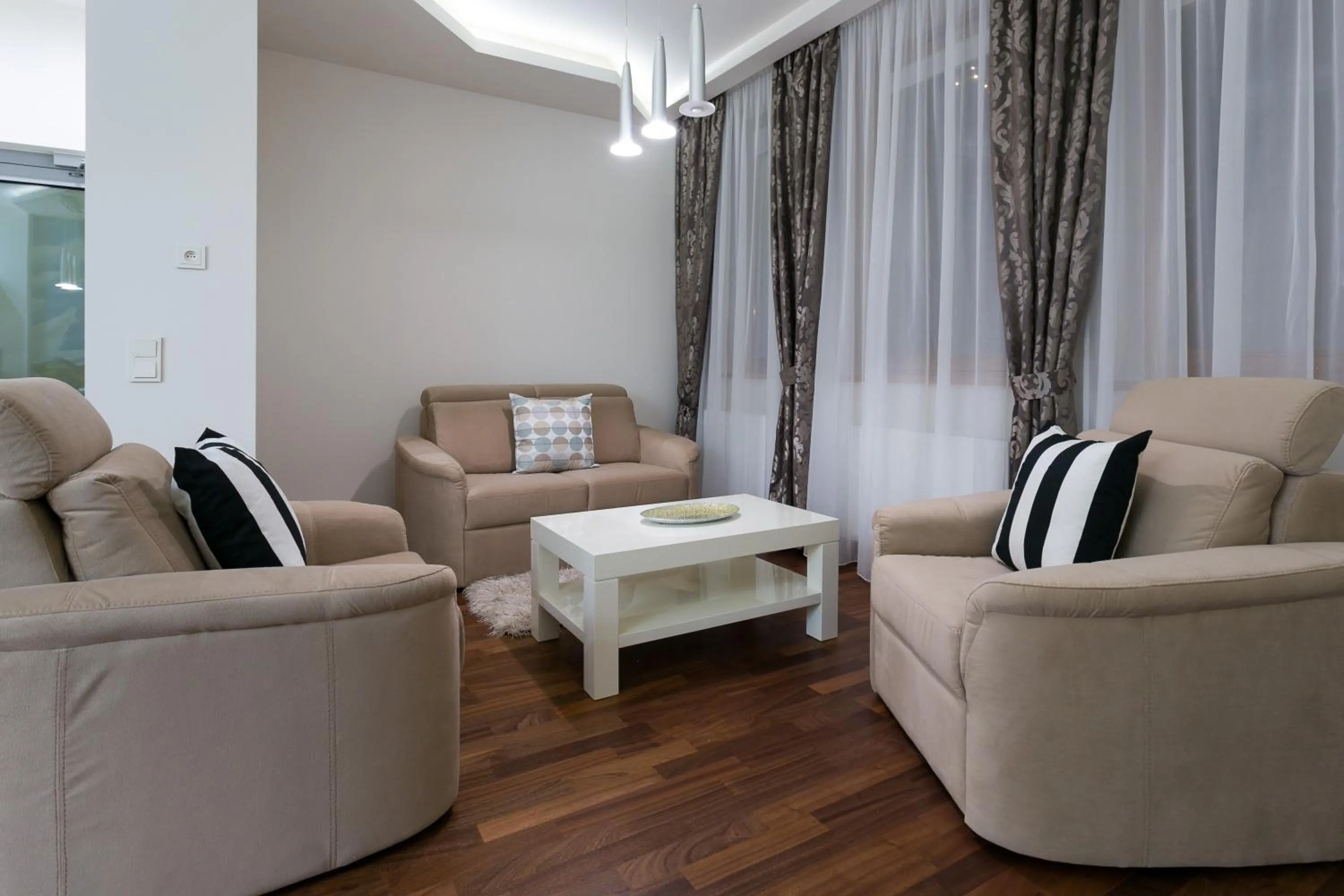 Communal lounge/ TV room in VIP Apartamenty Gorące Źródła
