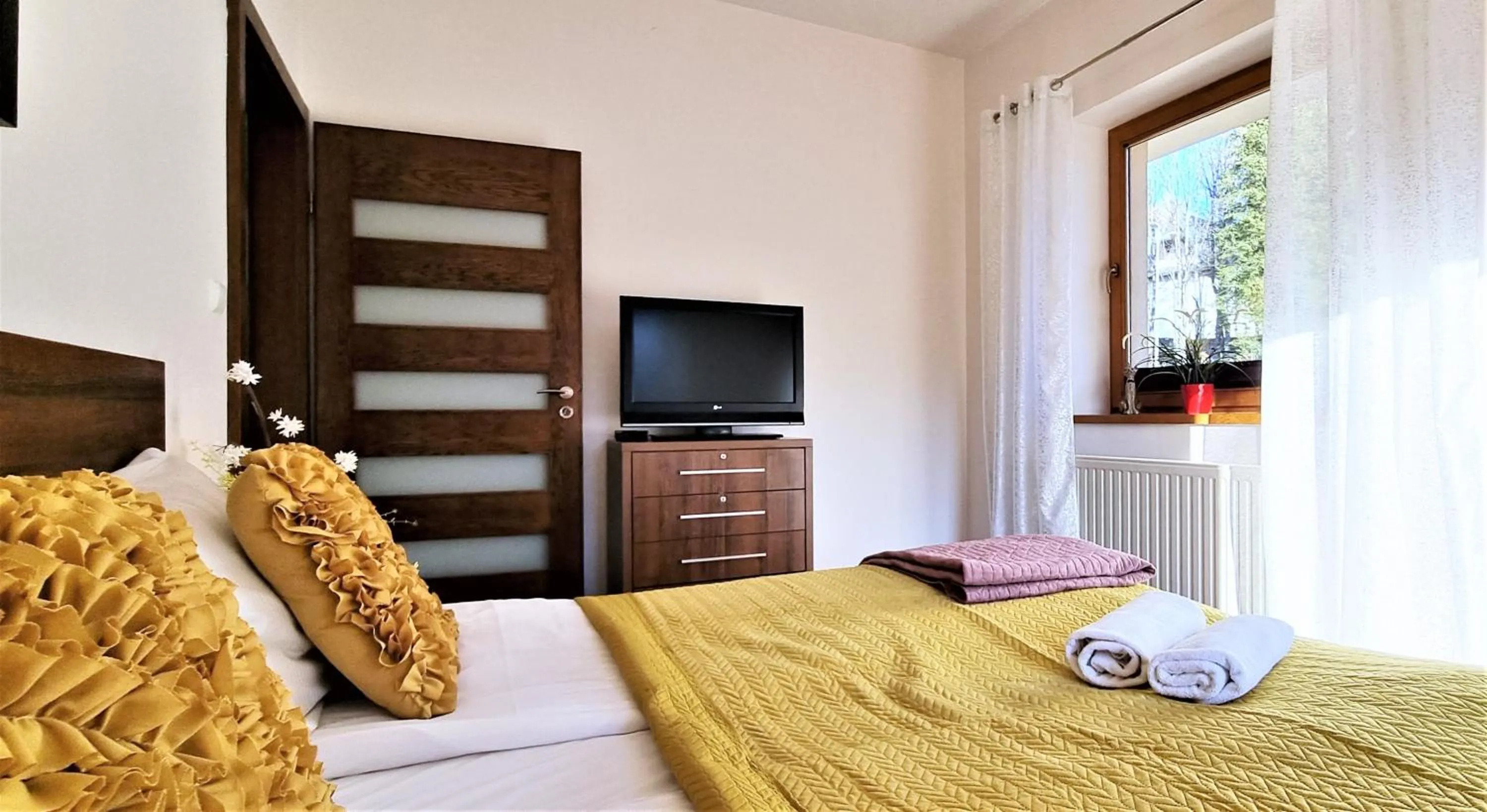 Bedroom, Bed in VIP Apartamenty Gorące Źródła