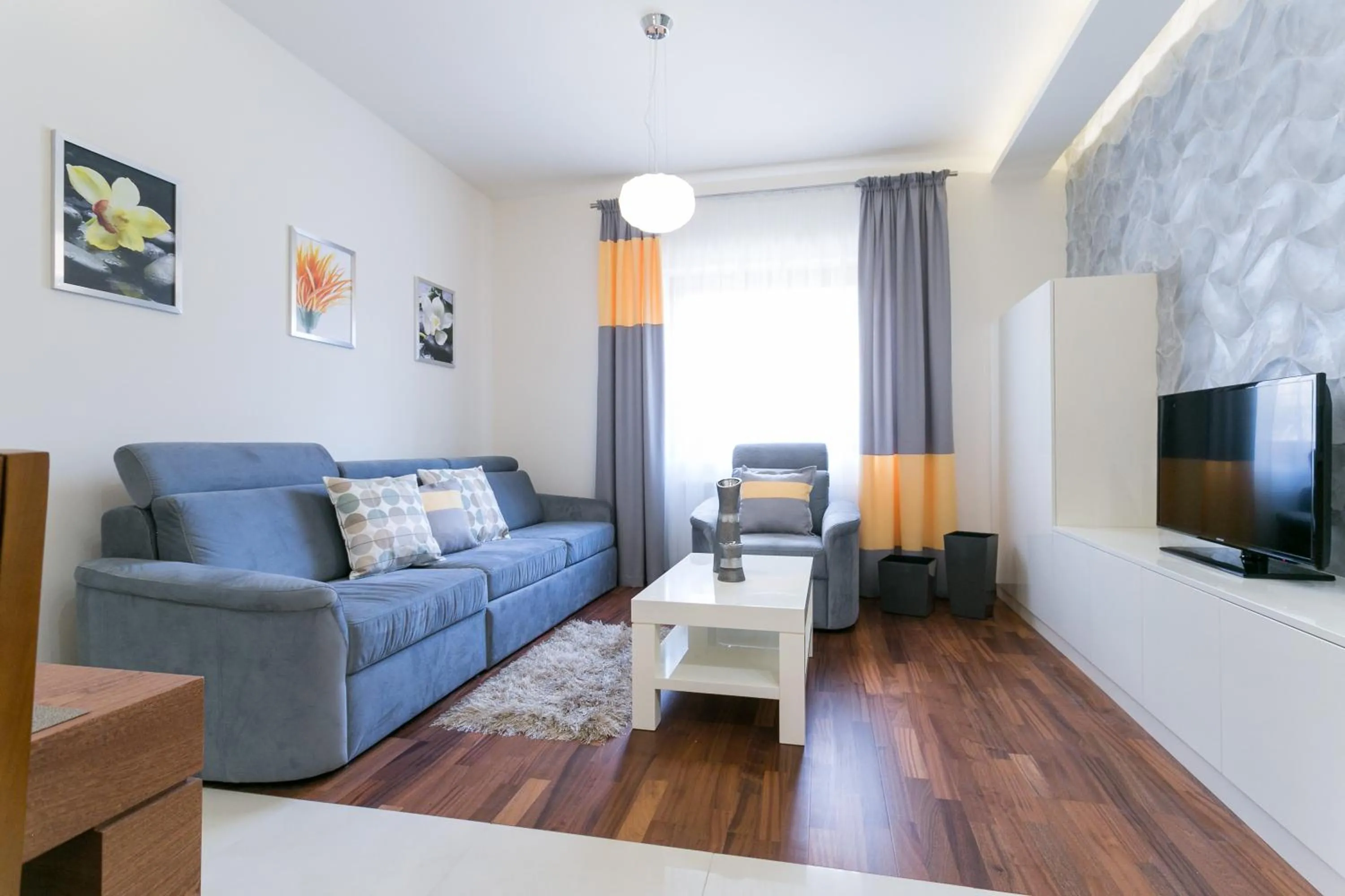 Communal lounge/ TV room in VIP Apartamenty Gorące Źródła