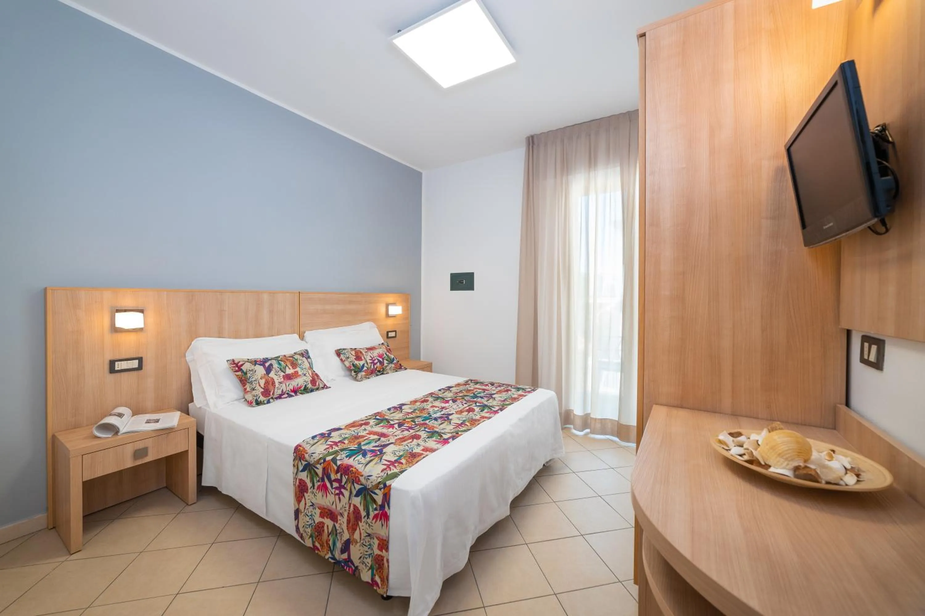 Bed in Hotel Amalfi - Smart Hotel