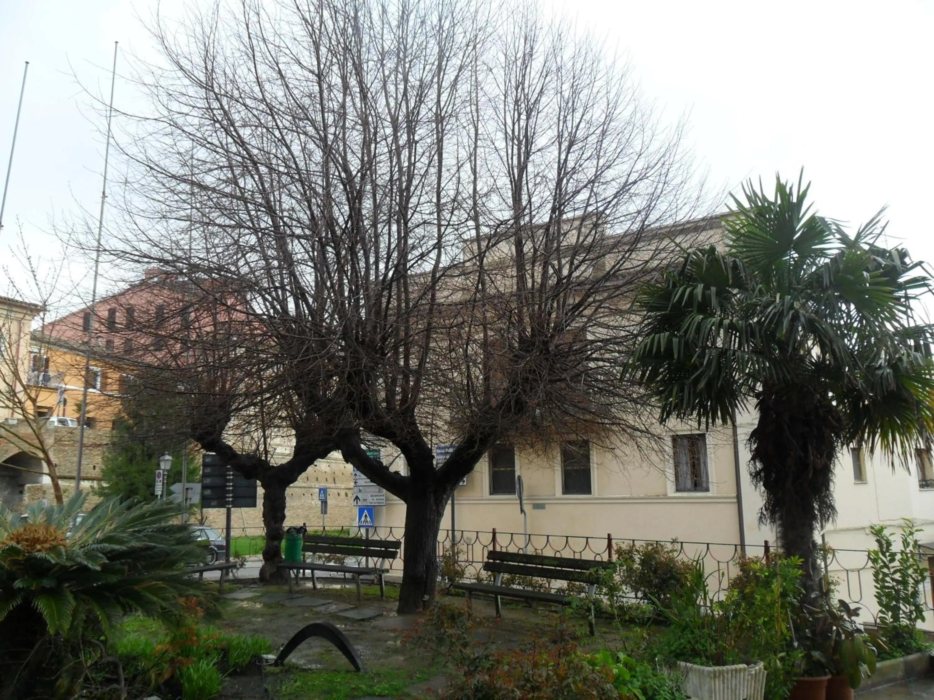 Property building in Hotel Centrale di Paolo e Cinzia
