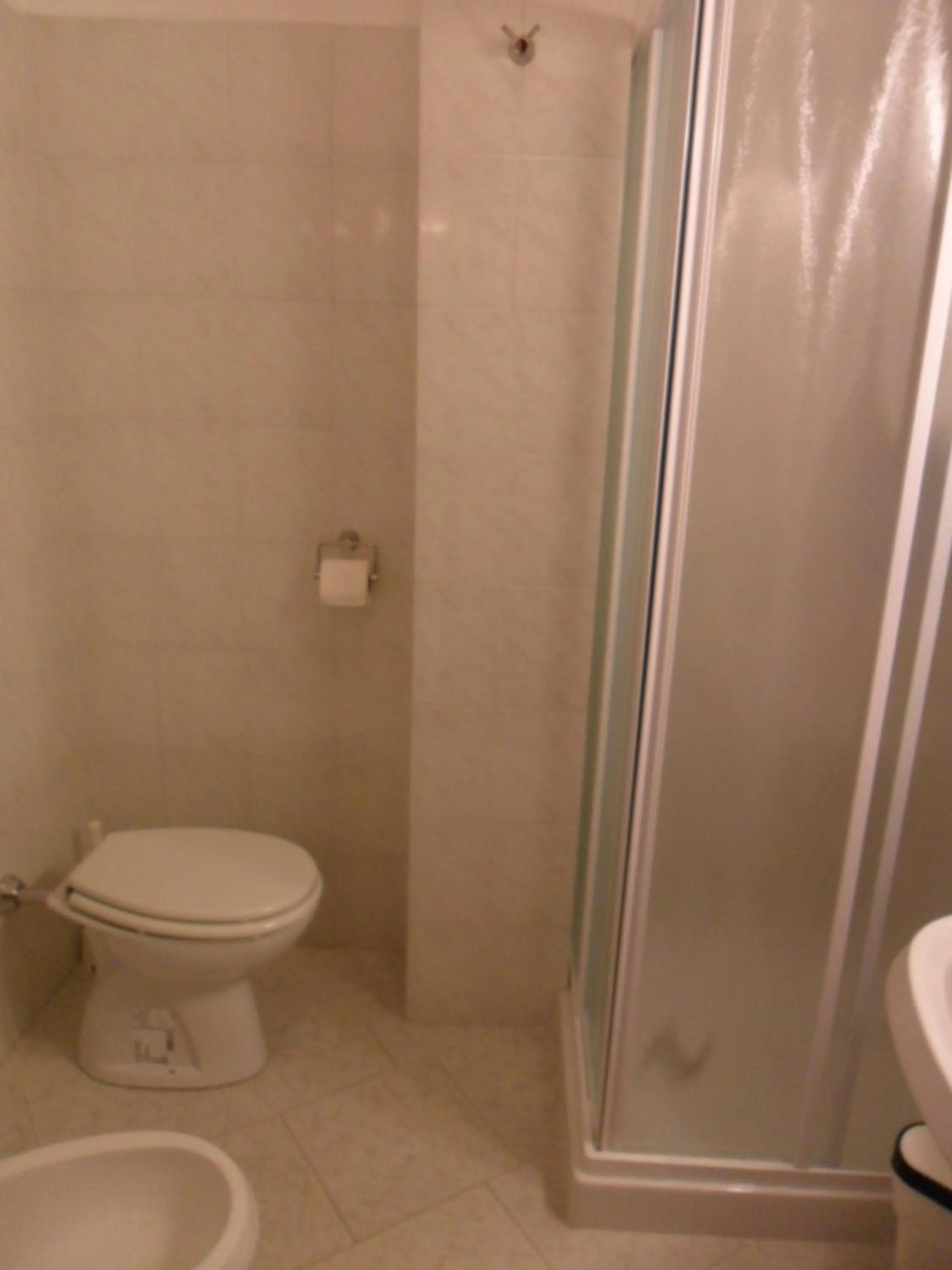 Bathroom in Hotel Centrale di Paolo e Cinzia