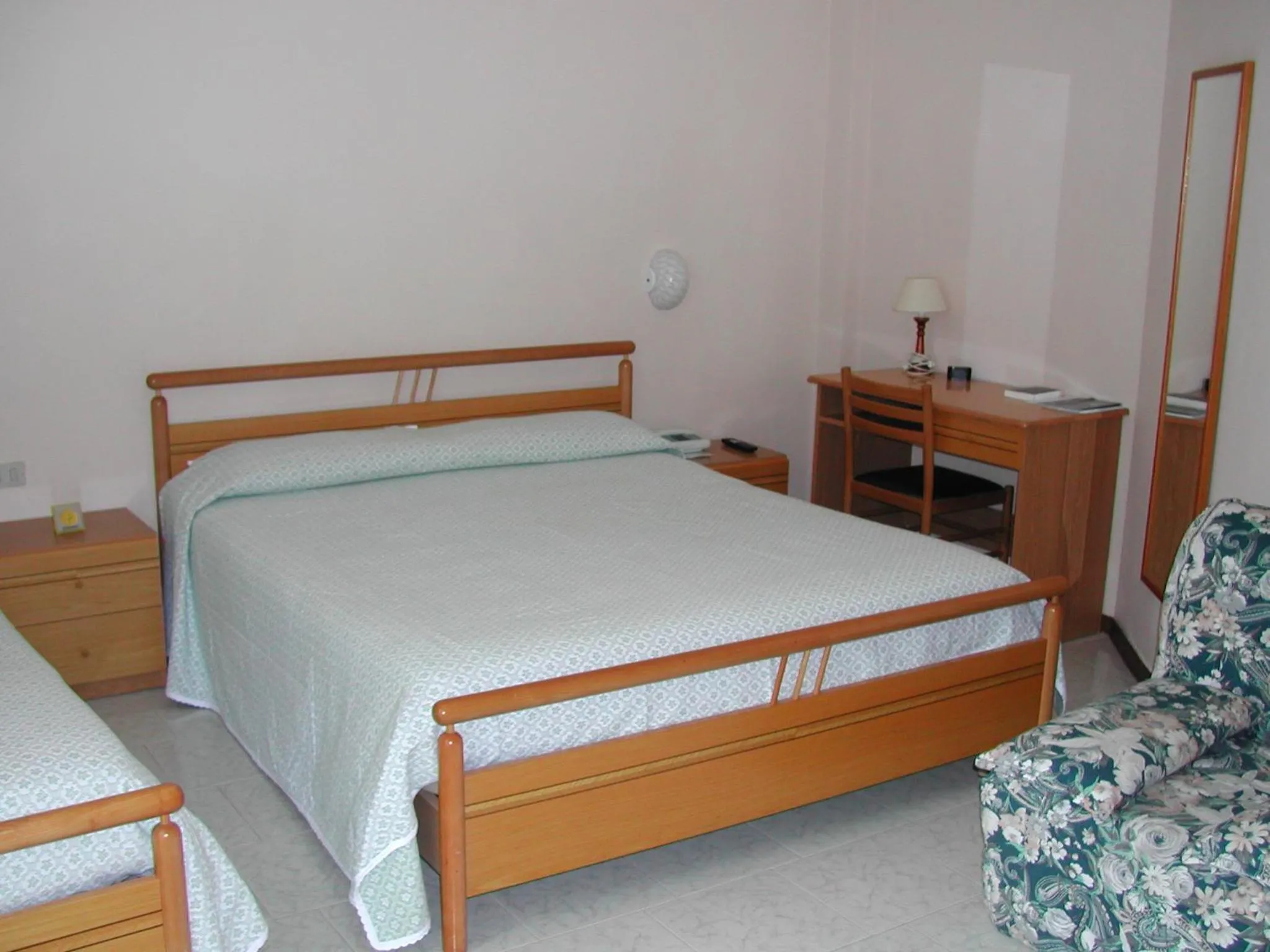 Photo of the whole room, Bed in Hotel Centrale di Paolo e Cinzia